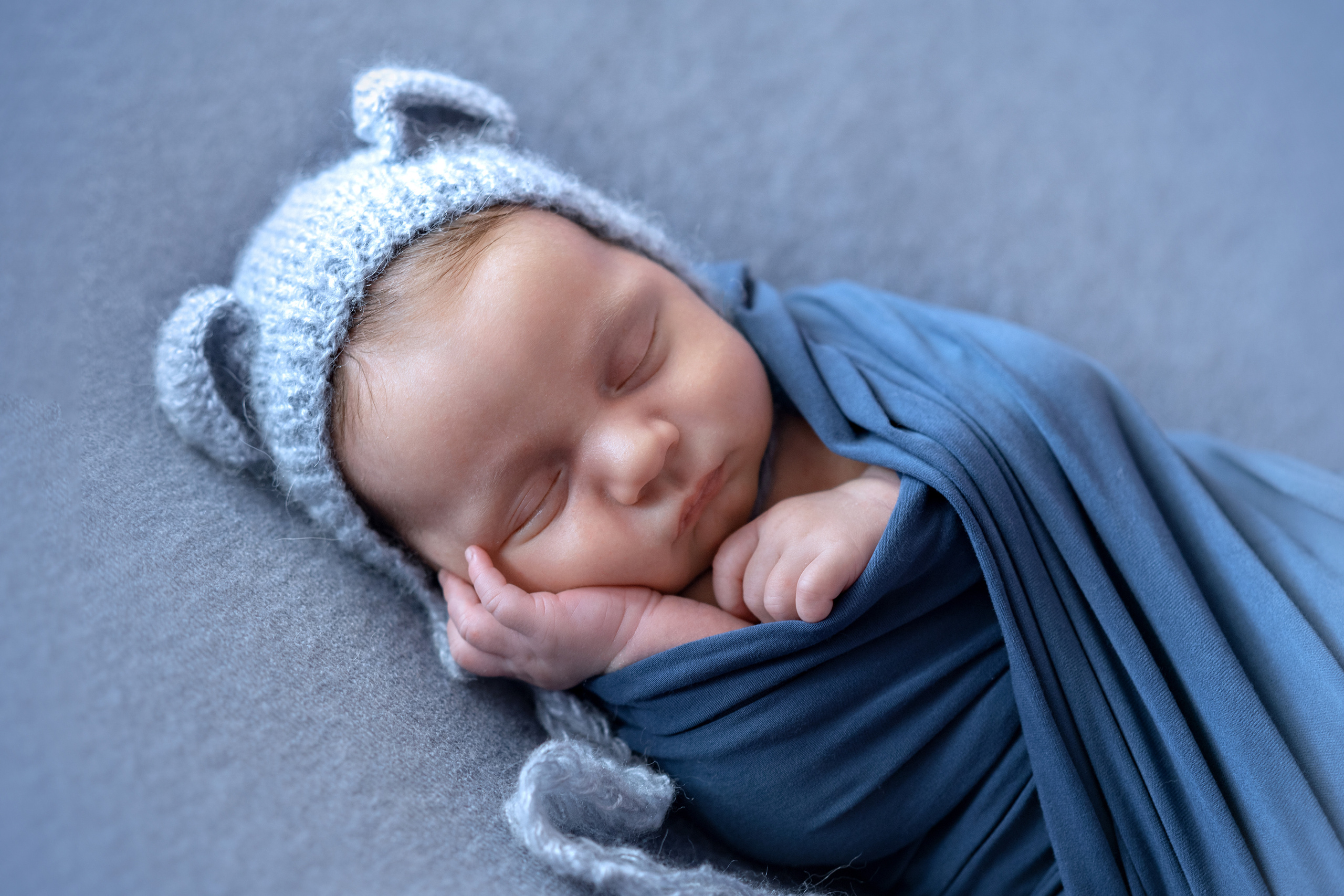 Neugeborenefotoshooting. Irina Küttner – Visuelle Geschichten: Foto & Web in Weimar, Erfurt & Jena