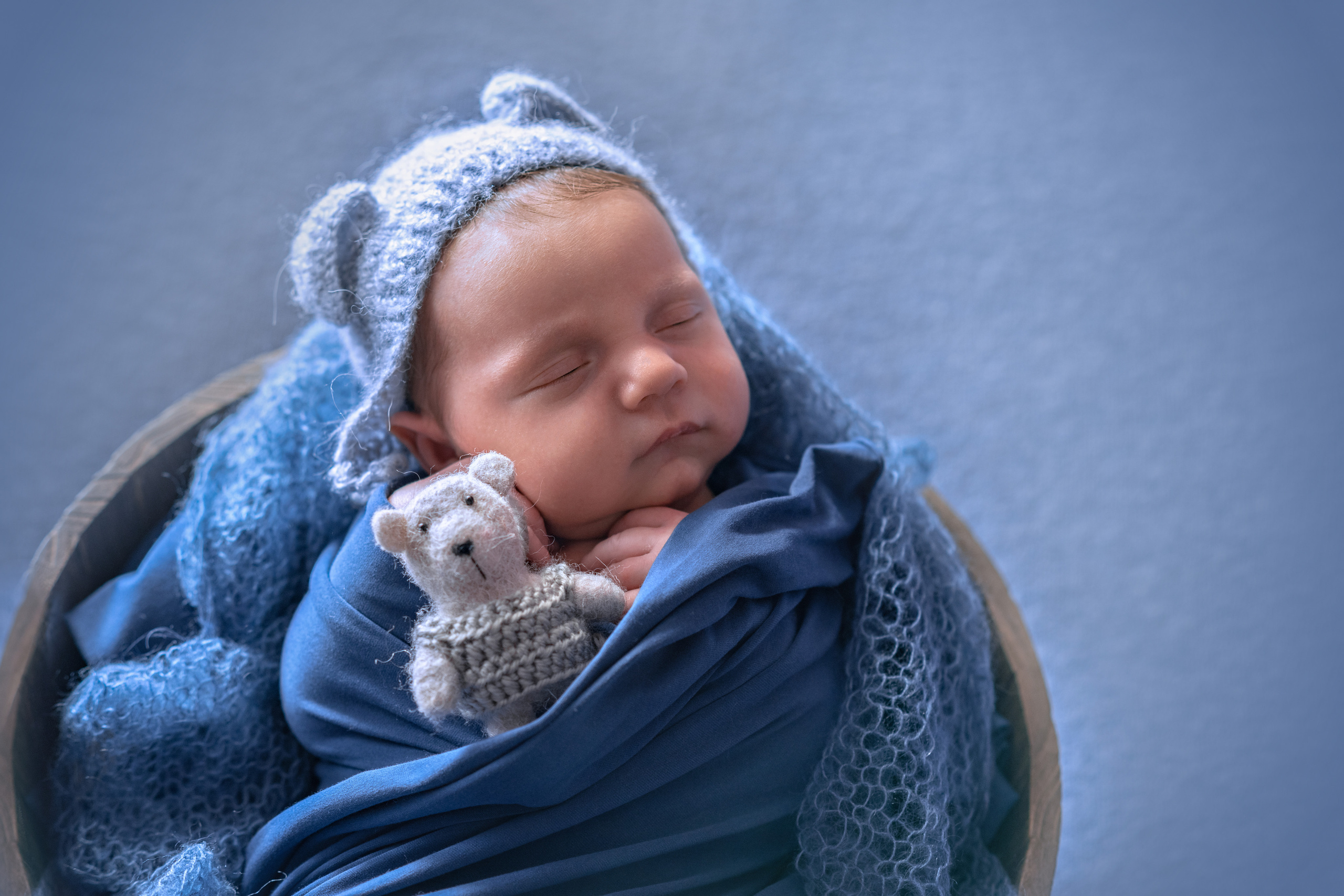 Neugeborenefotoshooting. Irina Küttner – Visuelle Geschichten: Foto & Web in Weimar, Erfurt & Jena