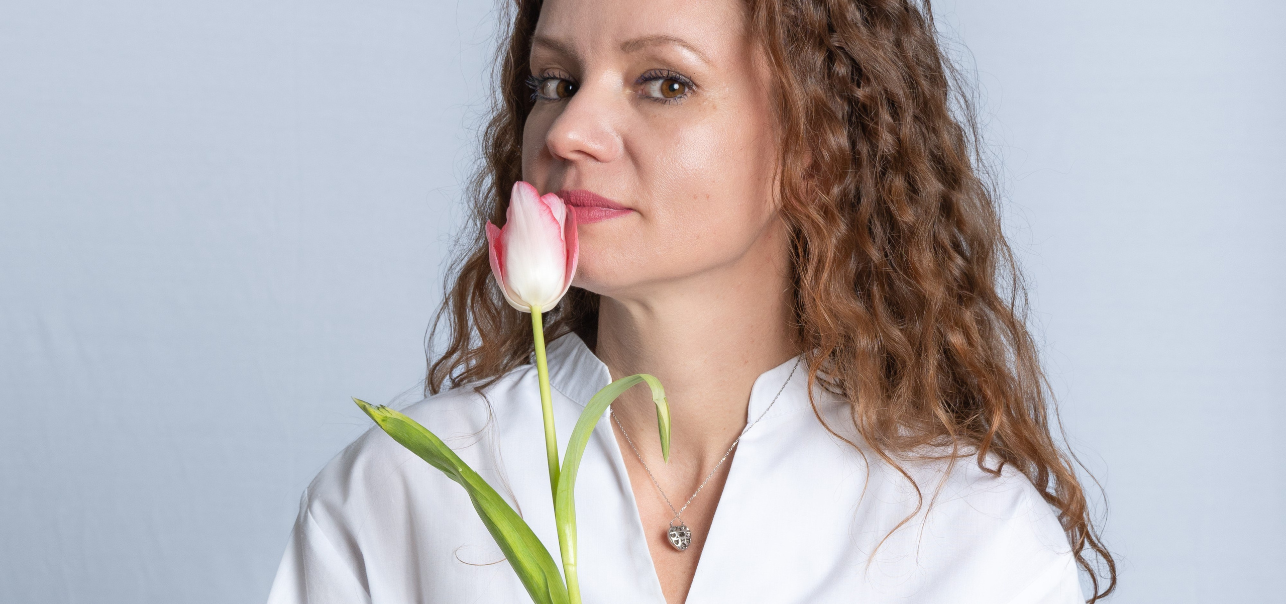 Professional Artist, teacher of art, Artistic Photographer In Dubai (U