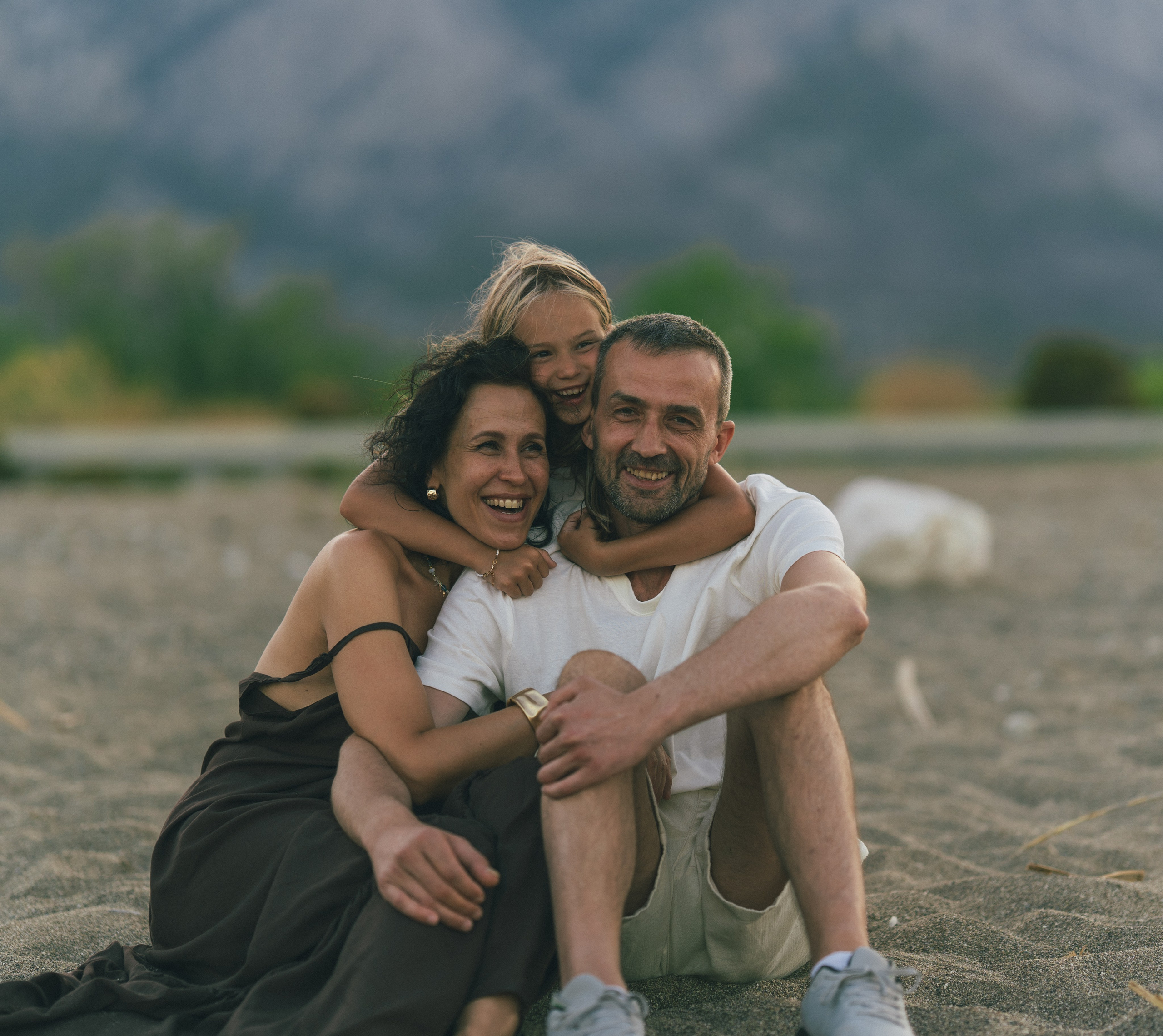 Оля, Слава и Лера. Family photographer in Oviedo — Yana Razina