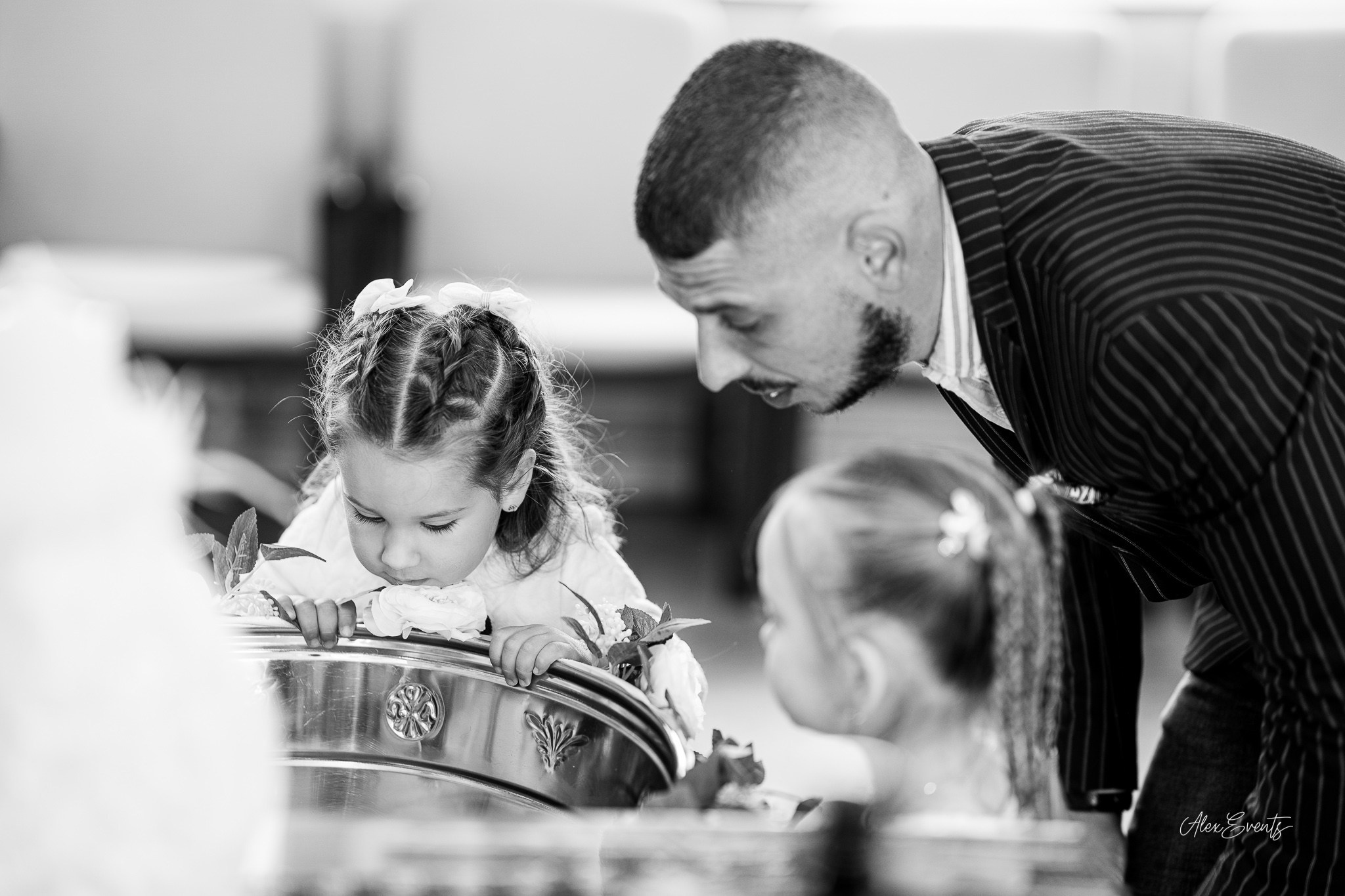 Botez autentic romanesc fotografiat la biserica din Agerbæk Danemarca. AlexEvents Fotograf / Videograf de evenimente Danemarca DK Horsens, Arhus, Odense, Vejle.Nunta, botez, foto-studio