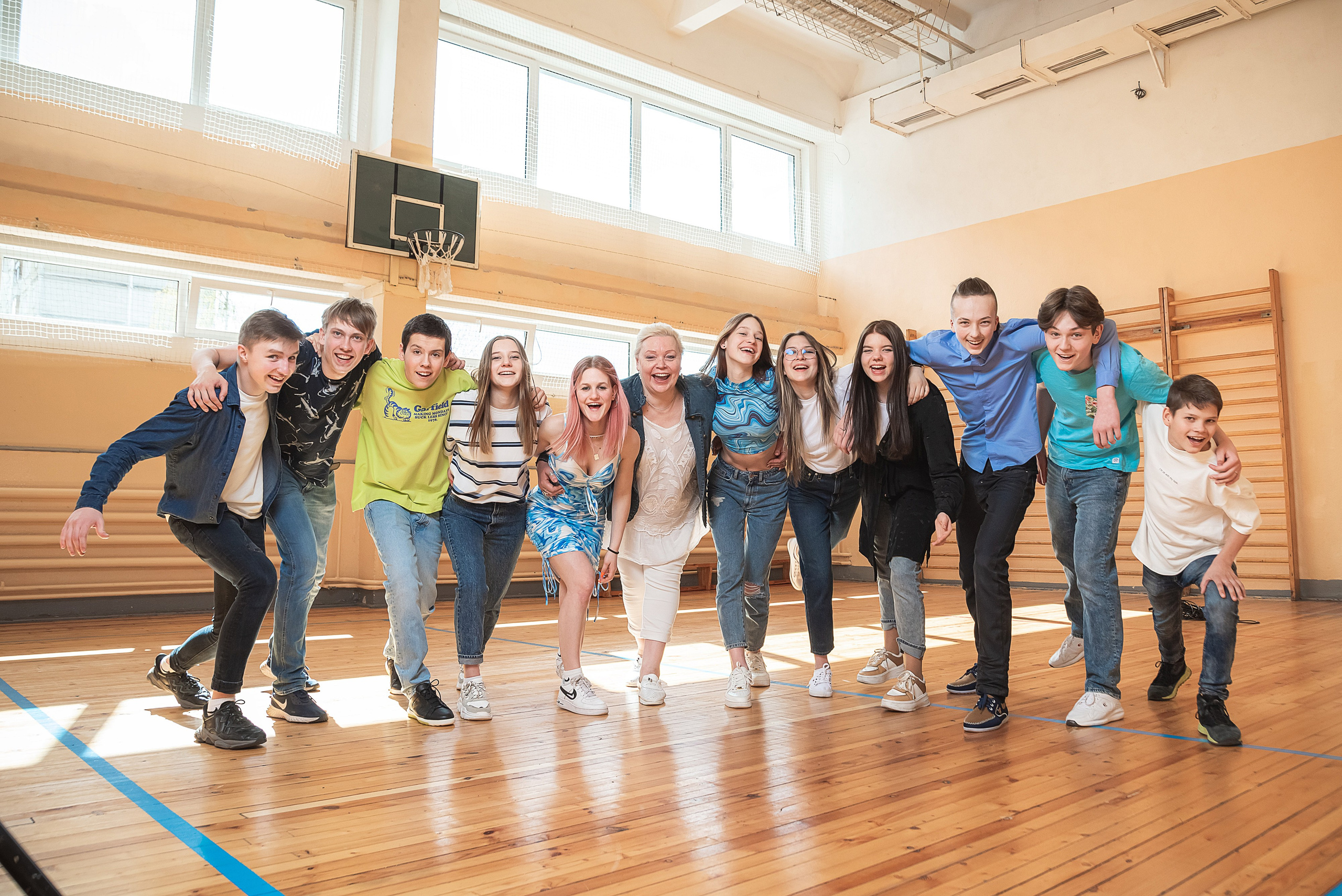 95. Vidusskola, 9 Klase. Fotogrāfs Rīgā. Gīmenes, individuālās un dažādu produktu fotosesijas