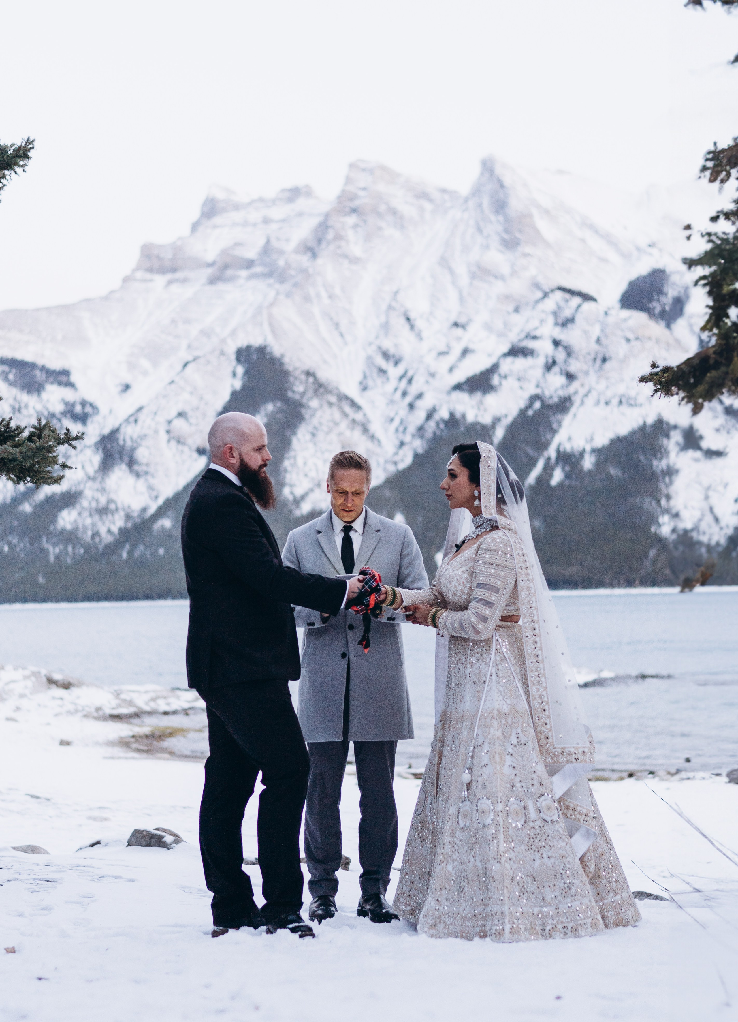 Neetu & Stewart. Calgary Wedding & Lifestyle Photographer — Yevhen Polishchuk