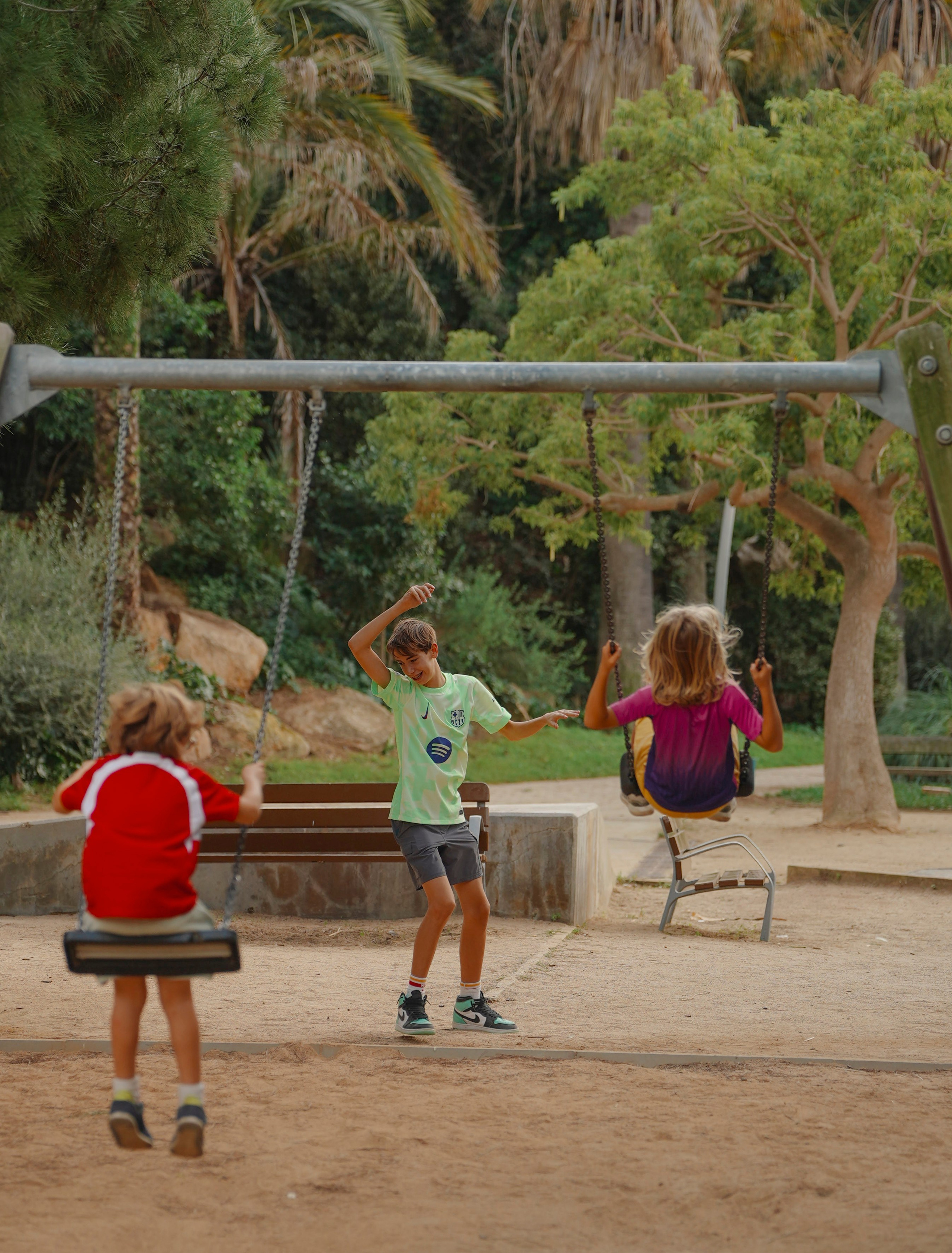 ЕВРОТУР. Стрит-фотография, полная абсурда, идиотизма и красоты