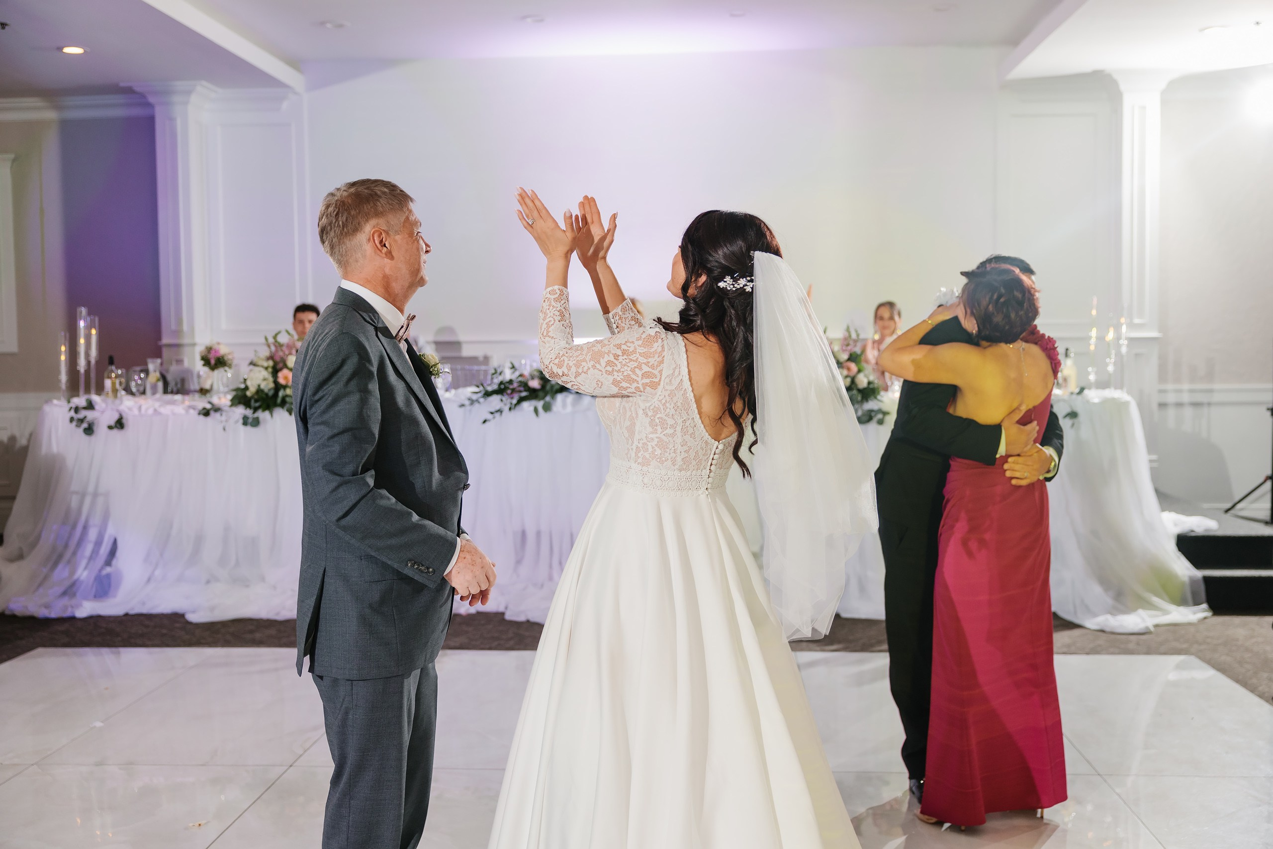 31.08.2024 Wedding. Wedding family event photographer in Chicago Nick Yushevich