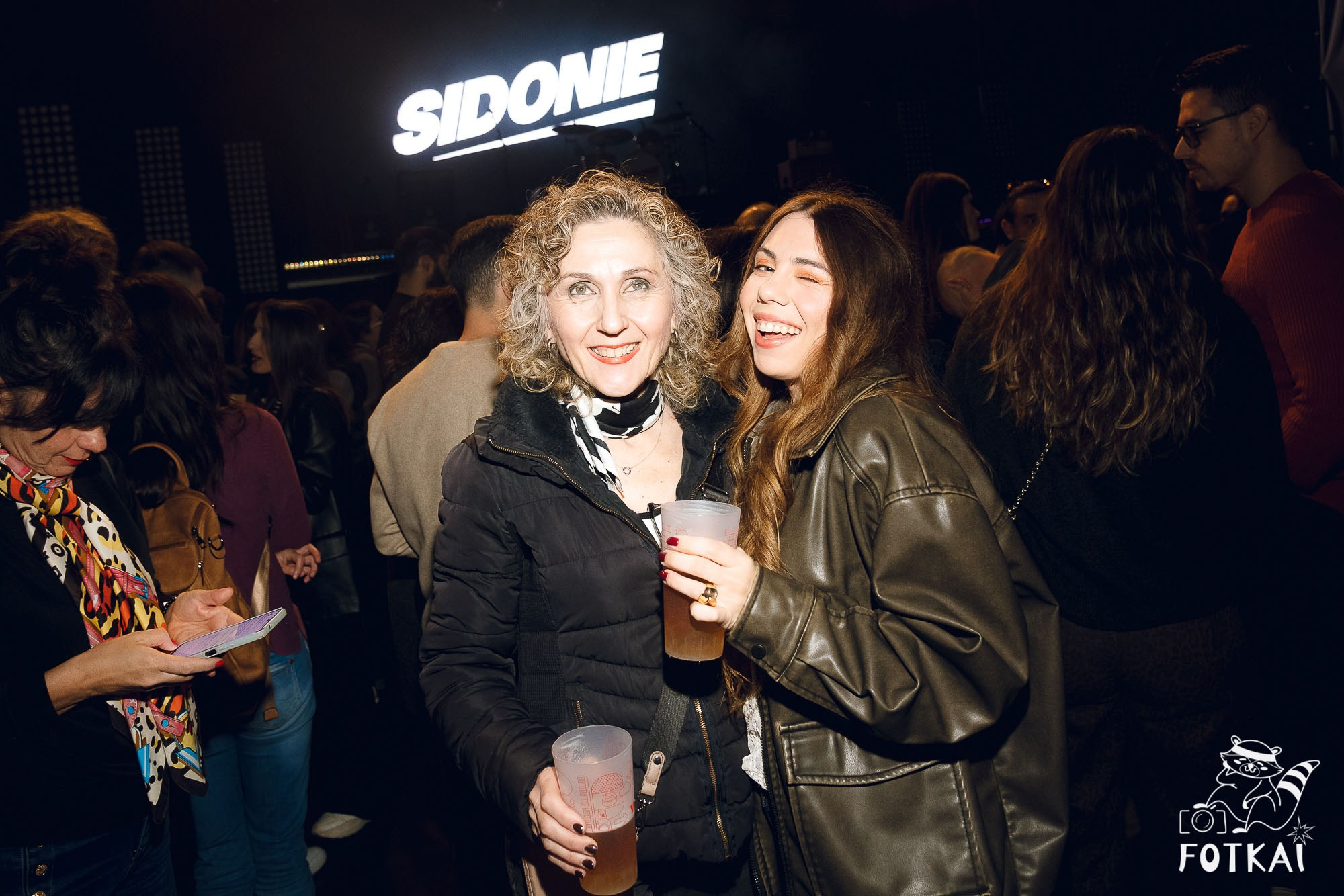 Sidonie en Torrevieja 2025 – Fotos del concierto y reportaje completo | FOTKAI