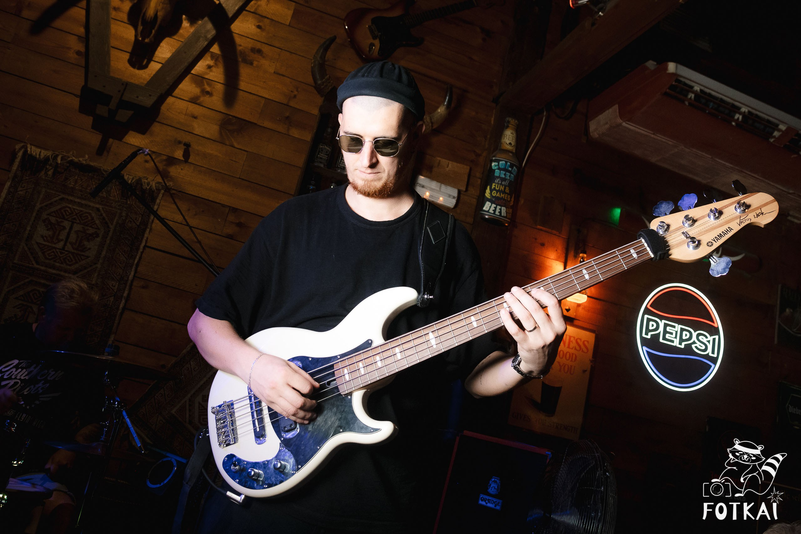 MonTorre Band en El Paso Rock Bar Torrevieja: Reportaje fotográfico 27.09.25 | FOTKAI