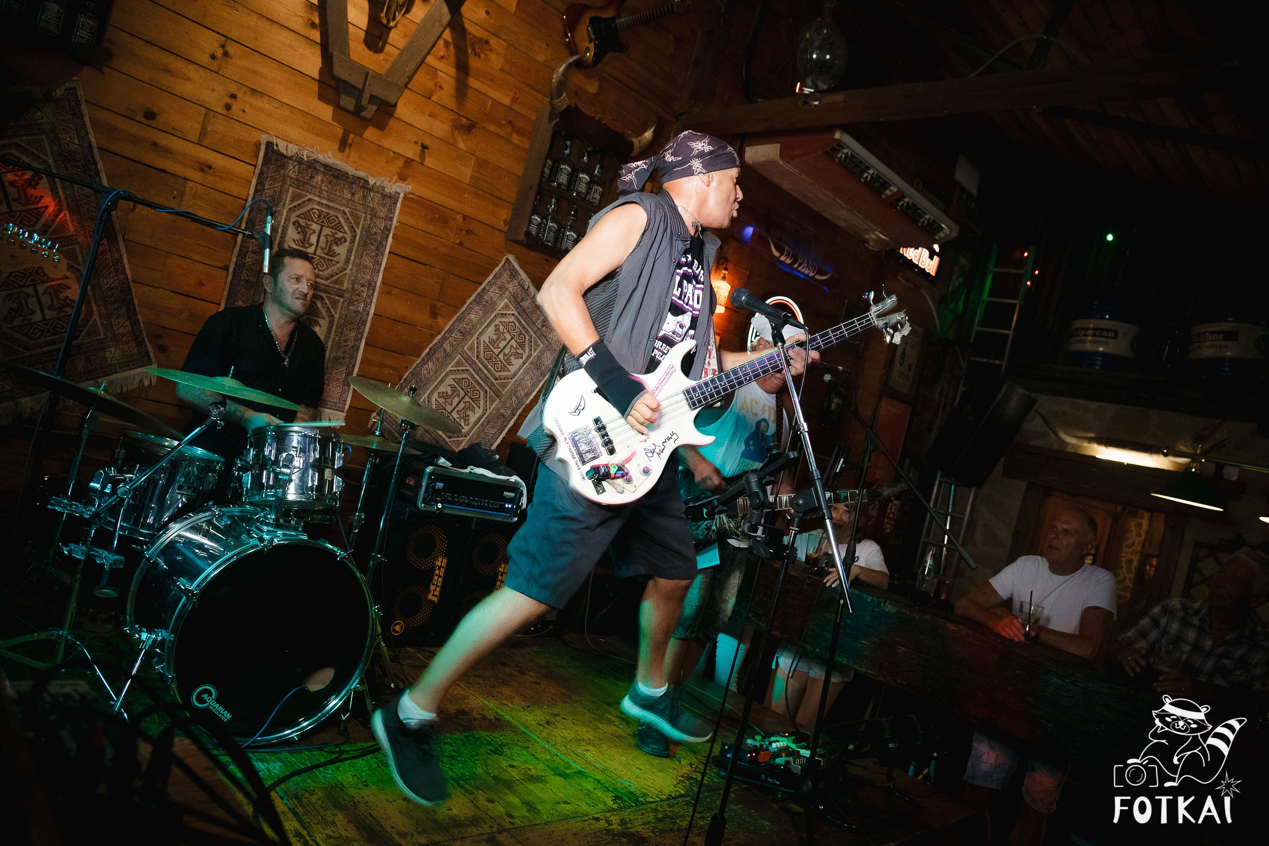 El Paso Rock Bar Torrevieja: Reportaje fotográfico 19.09.25 | FOTKAI