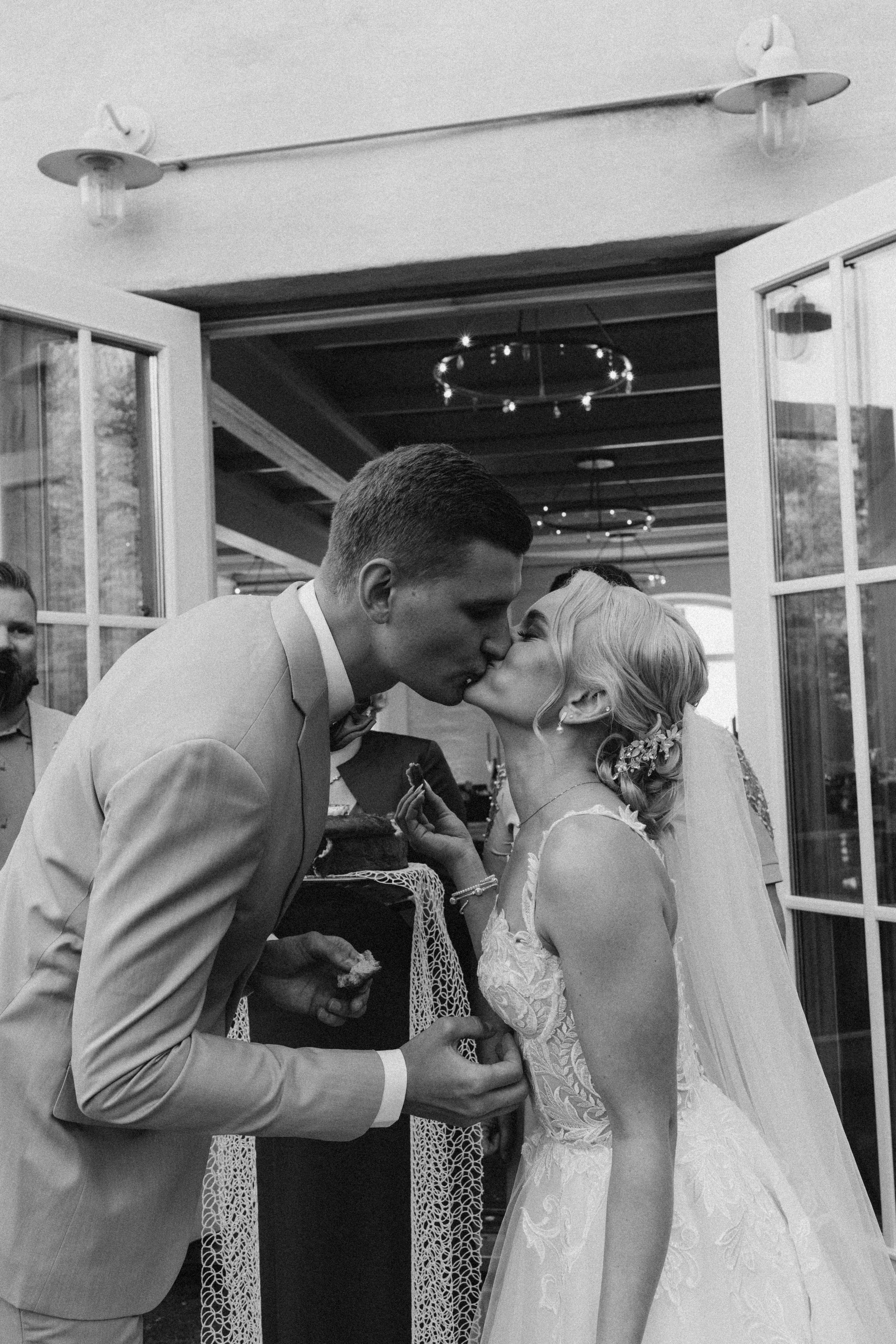 Wedding. Wedding and potrait photographer in Helsinki Vickan O