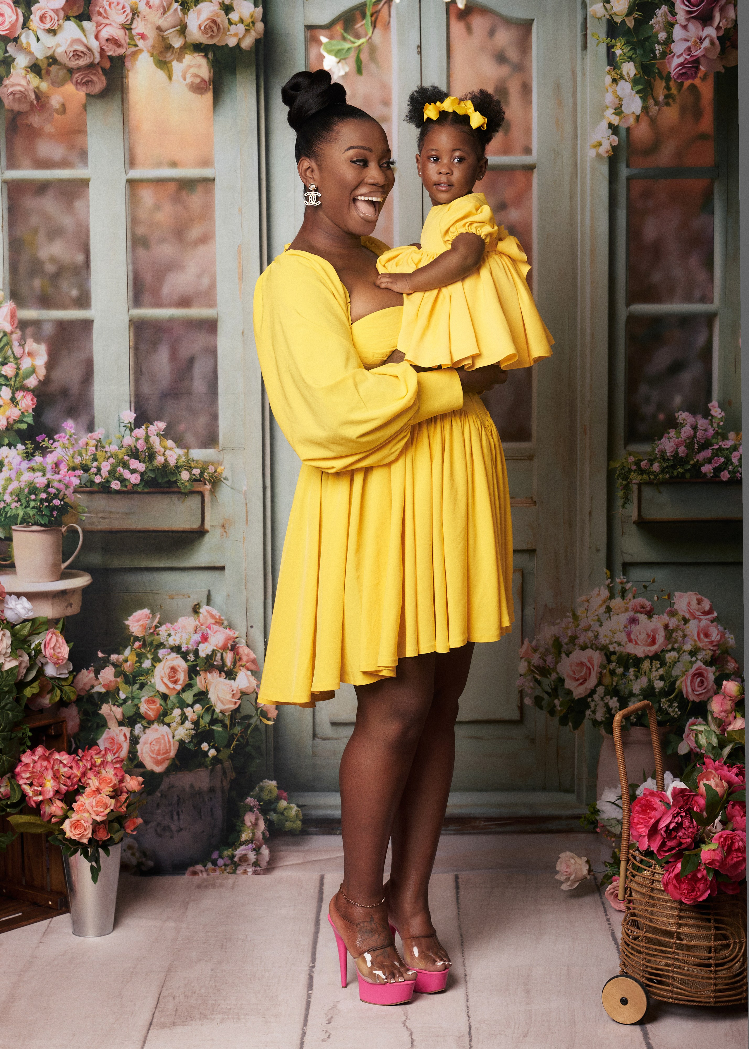 Pregnancy. Triple-A photo studio