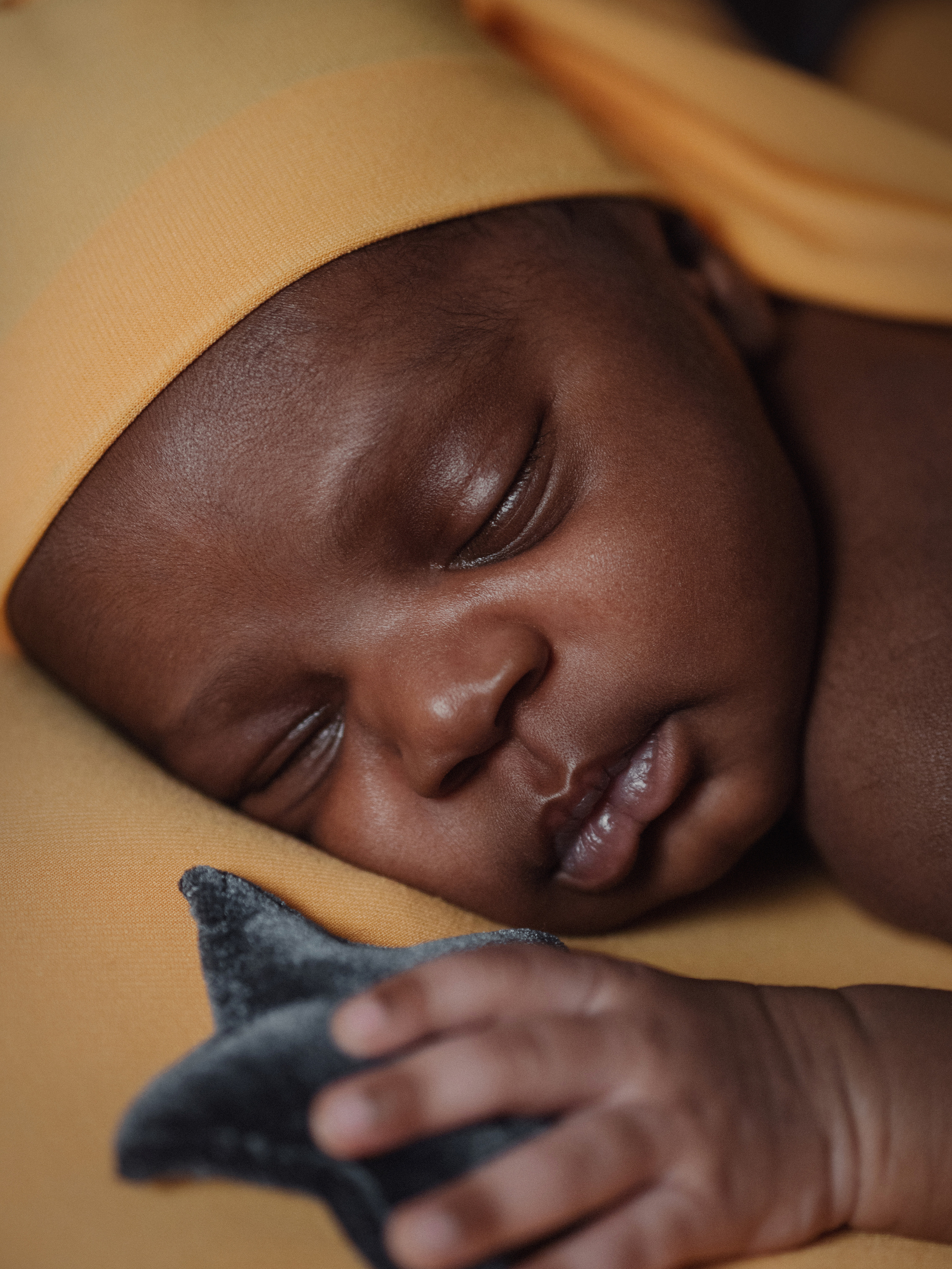 Il bambino tanto atteso con un nome reale. Fotografa di neonati di attesa di famiglia Gero Kateryna