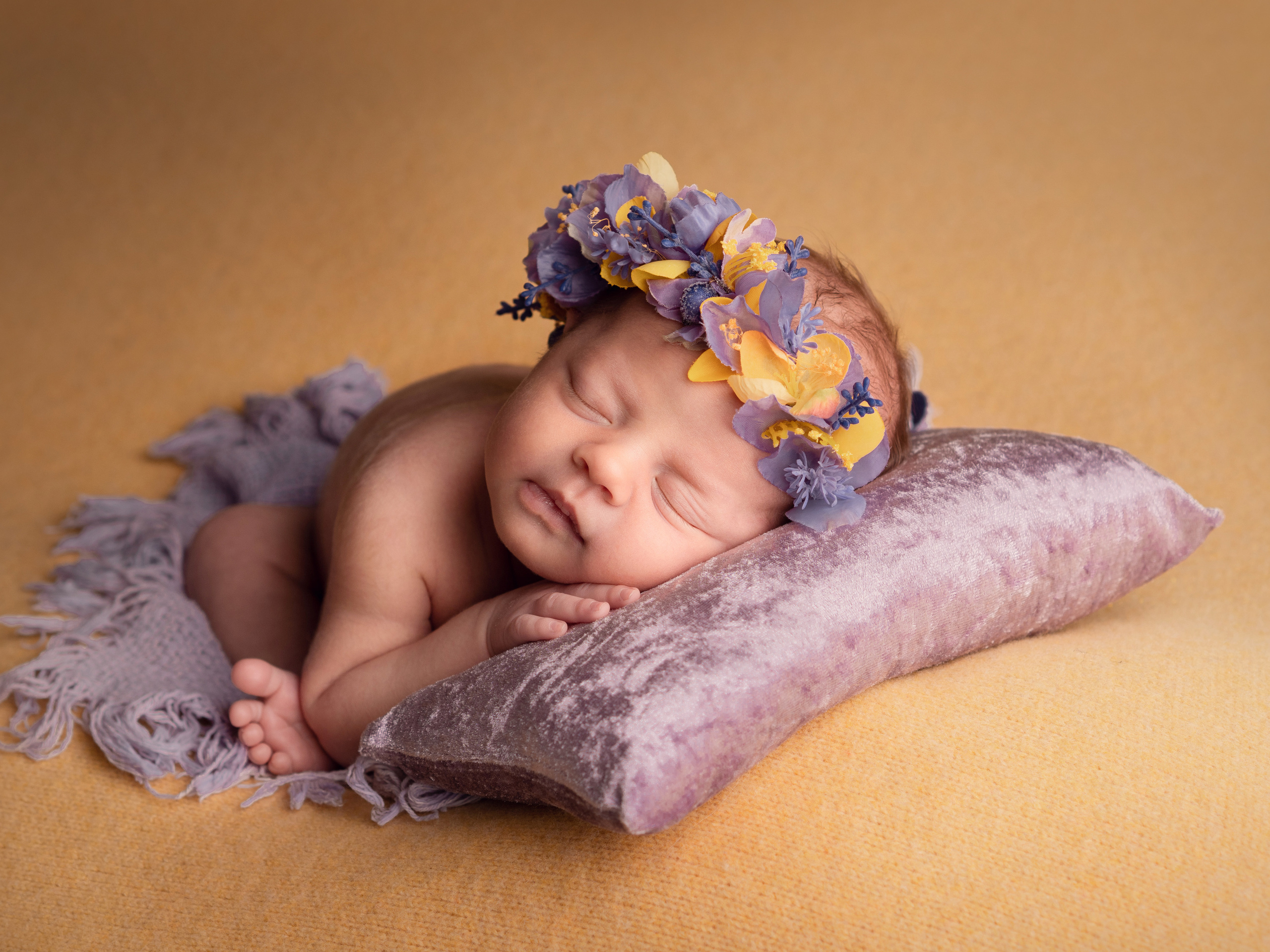 Foto dei neonati. Fotografa di neonati di attesa di famiglia Gero Kateryna