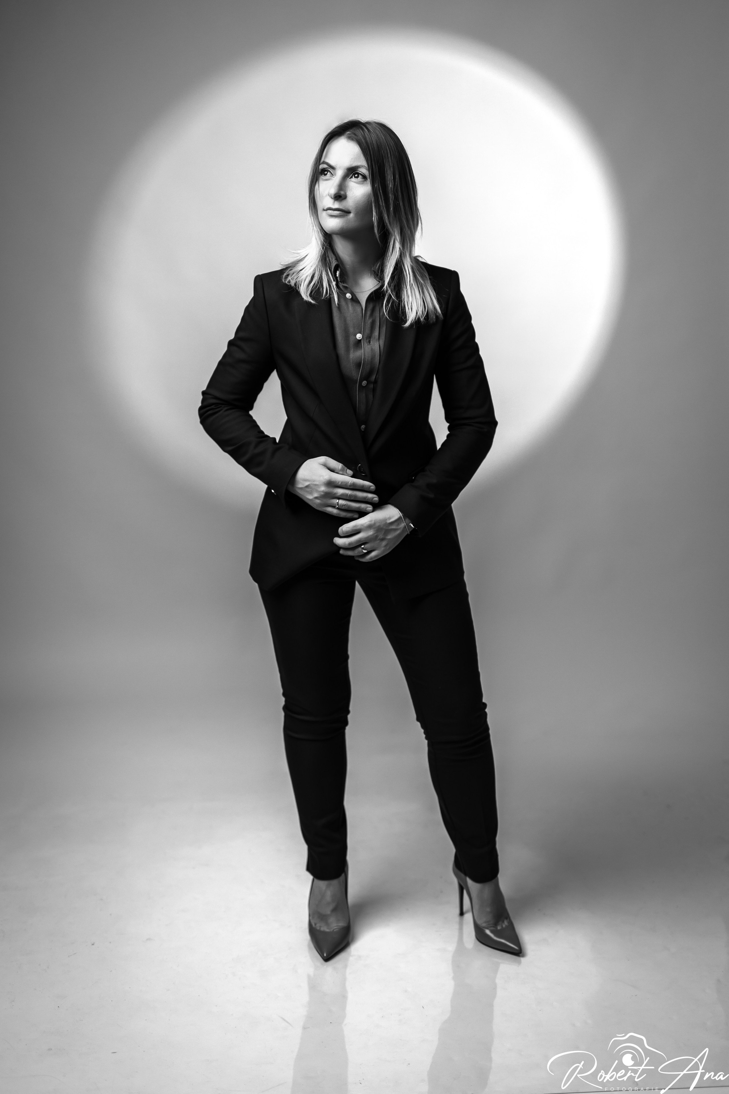 BUSINESS. Robert Blaj - Fotograf Nuntă Iași