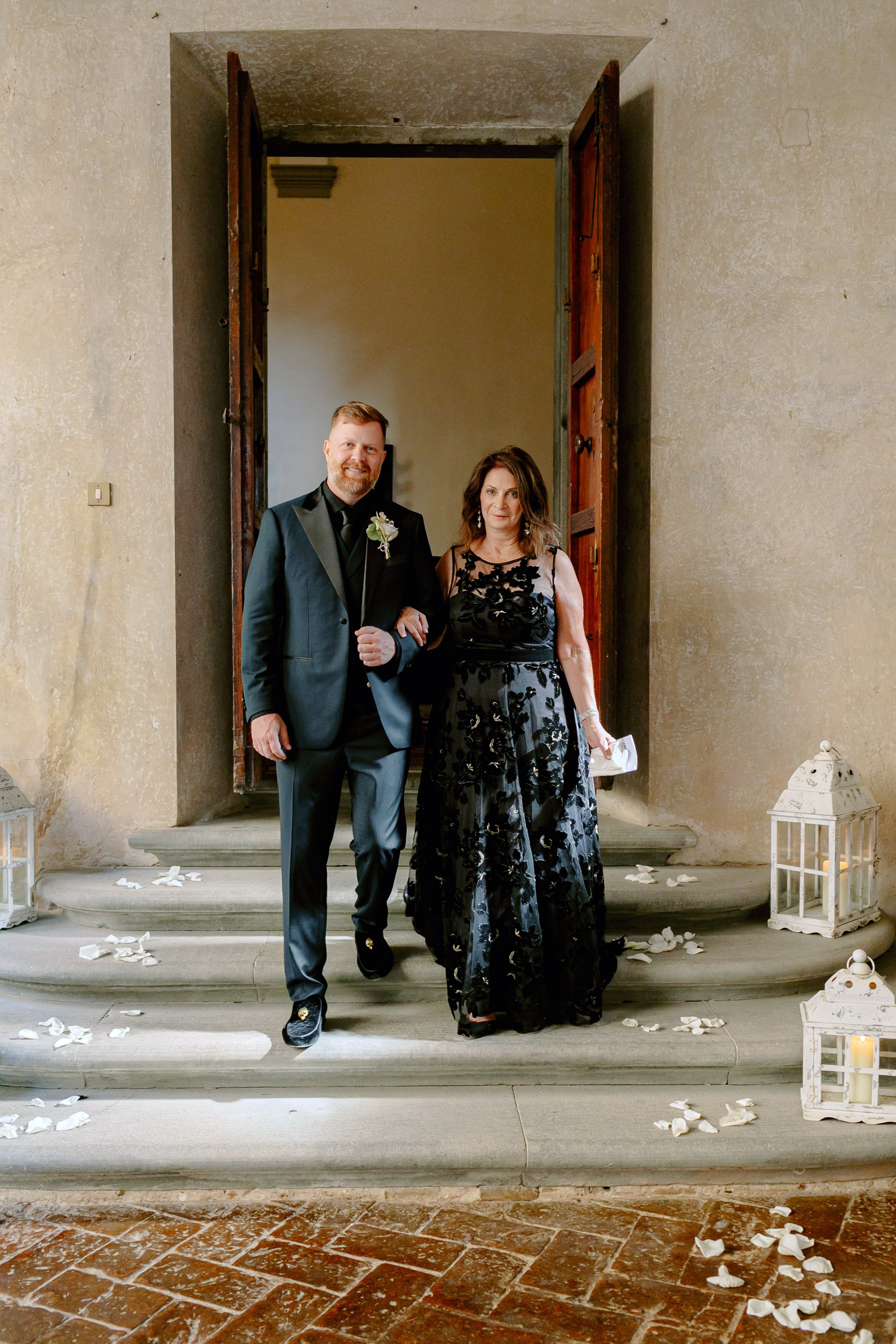 Tuscany Castello di Montegufoni wedding. Iurkovski PHOTOGRAPHY in Europe. Luxury destination weddings and events