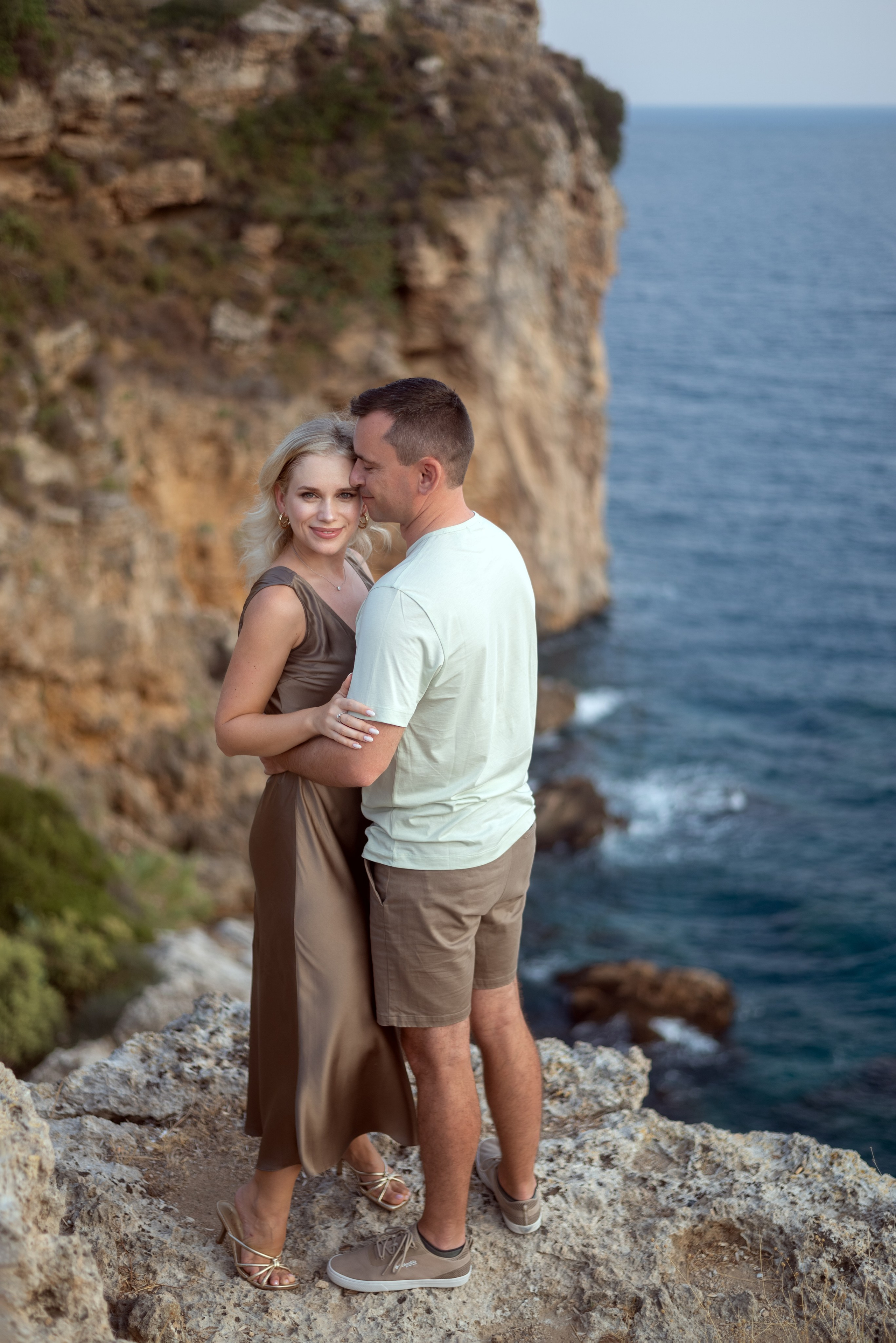 Скалы на море с шикарным видом. Фотограф Анталия, Кемер, Белек, Сиде Дарья Кая