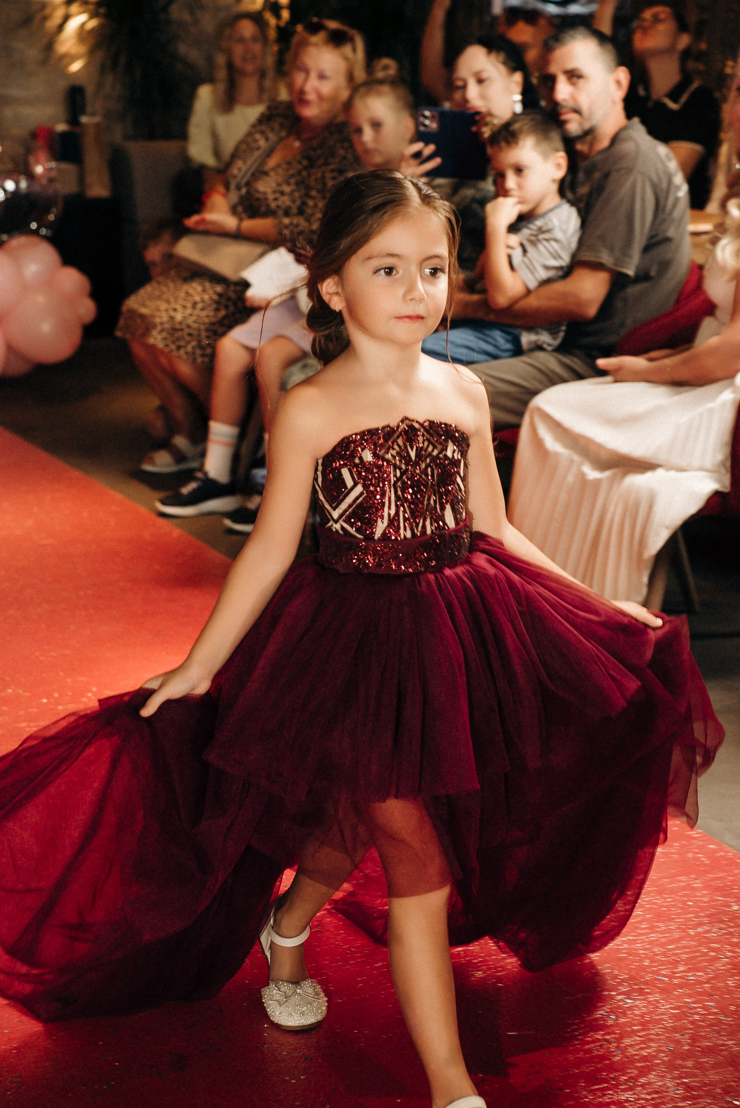 Fashion show. Портретный и семейный фотограф в Лимассоле Кипр Анна Руссу