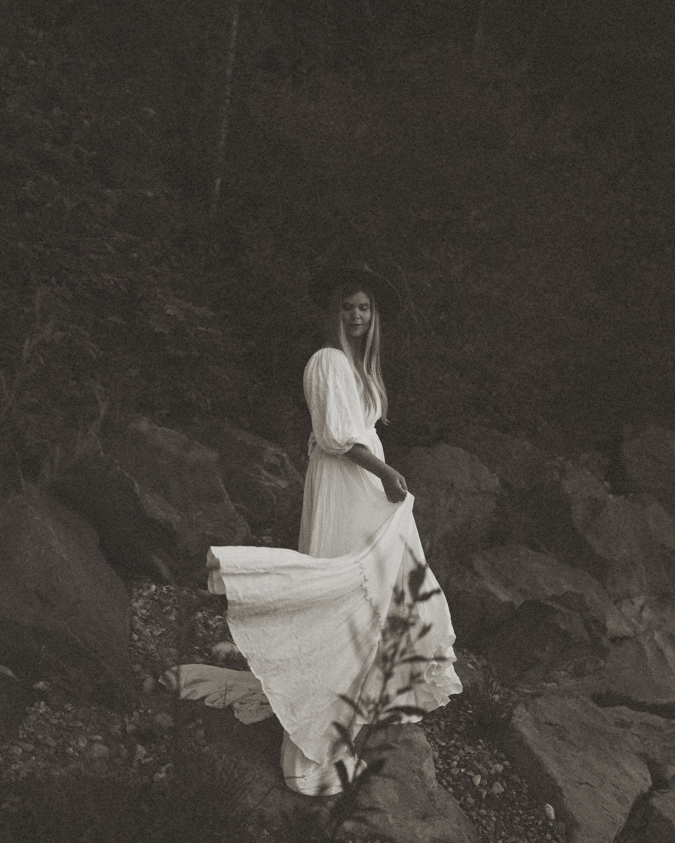 Couple & wedding photographer based in Bavaria Germany Alps I ForLoveLegends