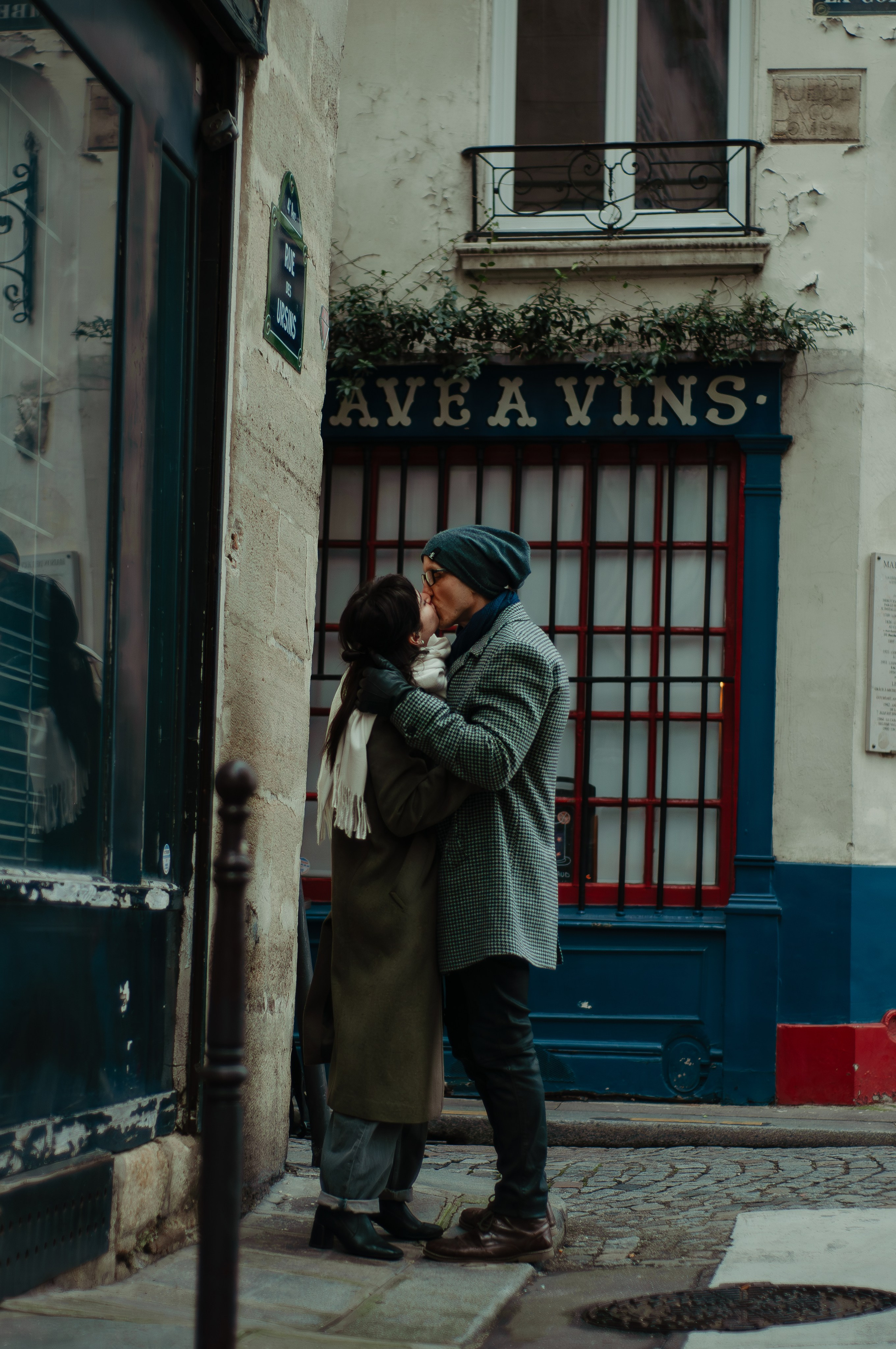 Фотосессия на острове Ситэ. Фотограф в Париже Полина Осипова