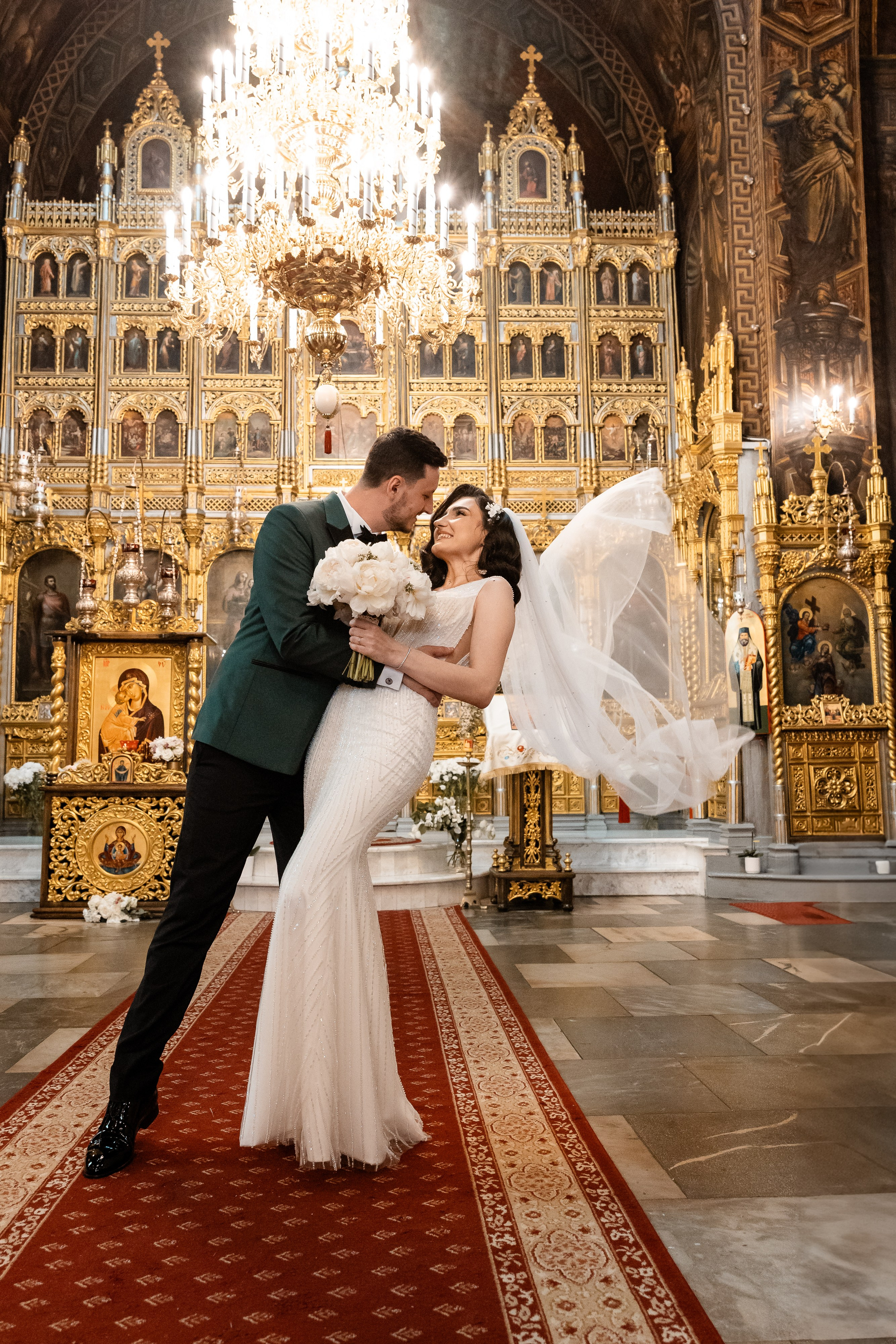 Adriana & Ionel. Home