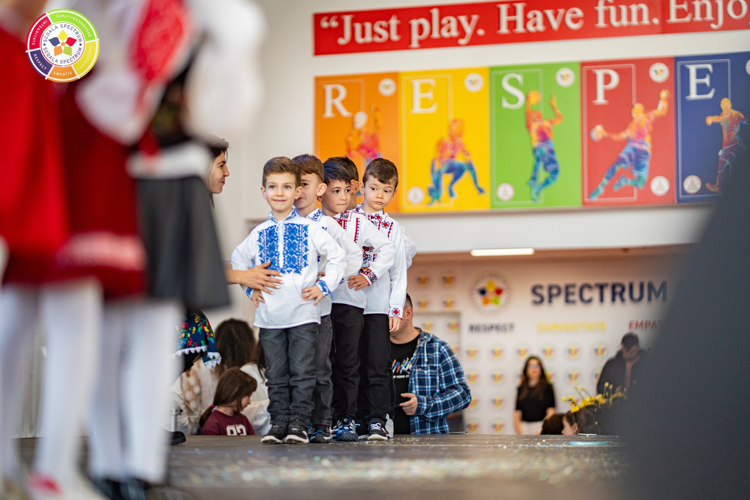 Dansul Steluțelor 2025 Spectrum. Adelinne — fotograf profesionist în Constanța pentru familii, bebeluși și evenimente