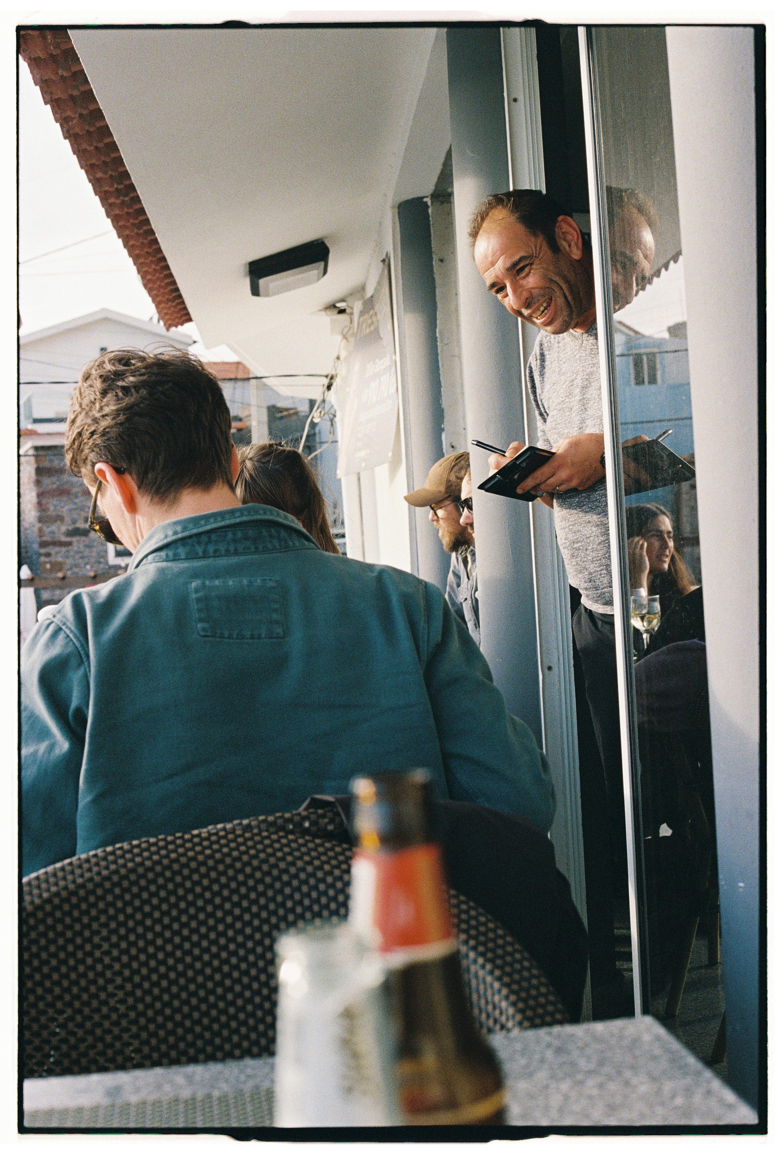 Balcony with a view of the Atlantic. Portrait photographer in Madeira — Marina Shtukina