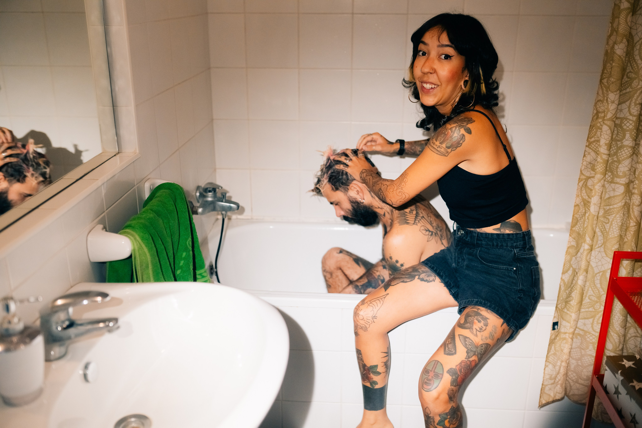 Dani & Rui at their apartment. Maria Sher. Professional photographer from Porto, Portugal