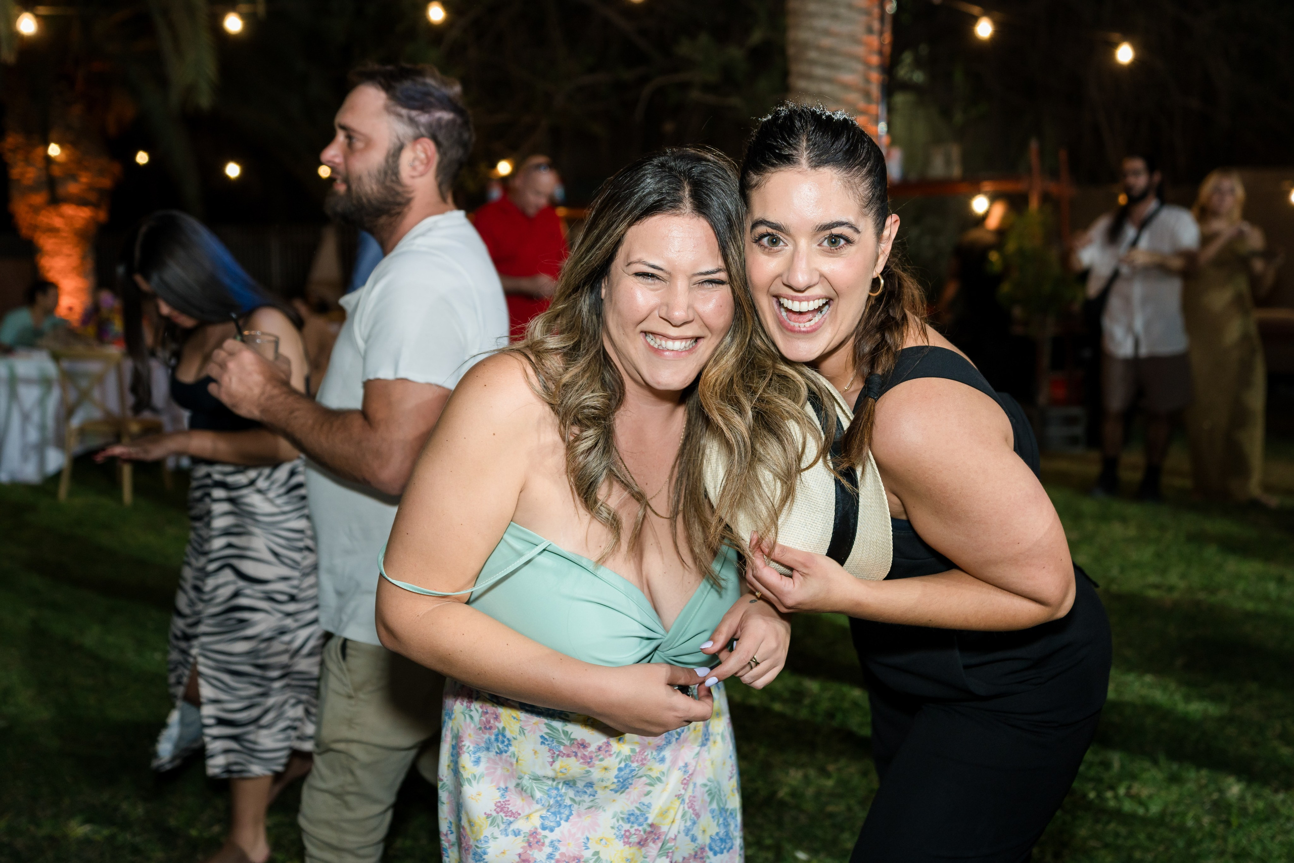 Shirley & Yoav. AMIR BUCHNIK PHOTOGRAPHER