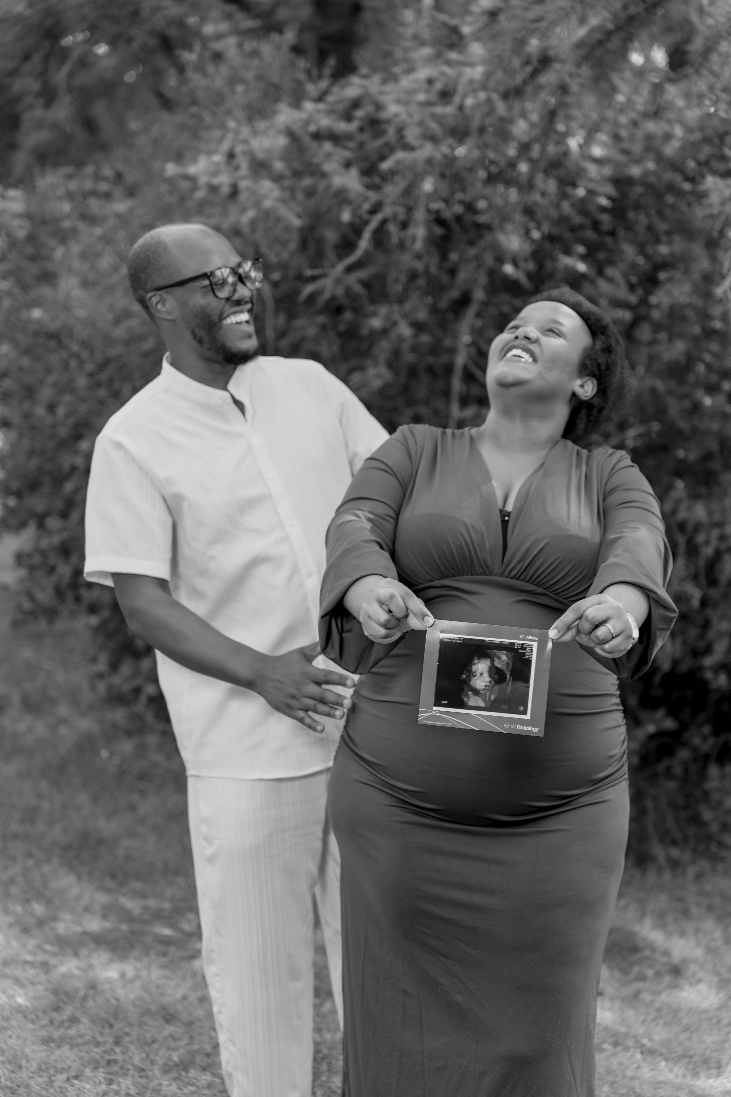 Grâce’s Maternity Session. Engagement, Wedding & Family Photographer in Calgary | allo Photography