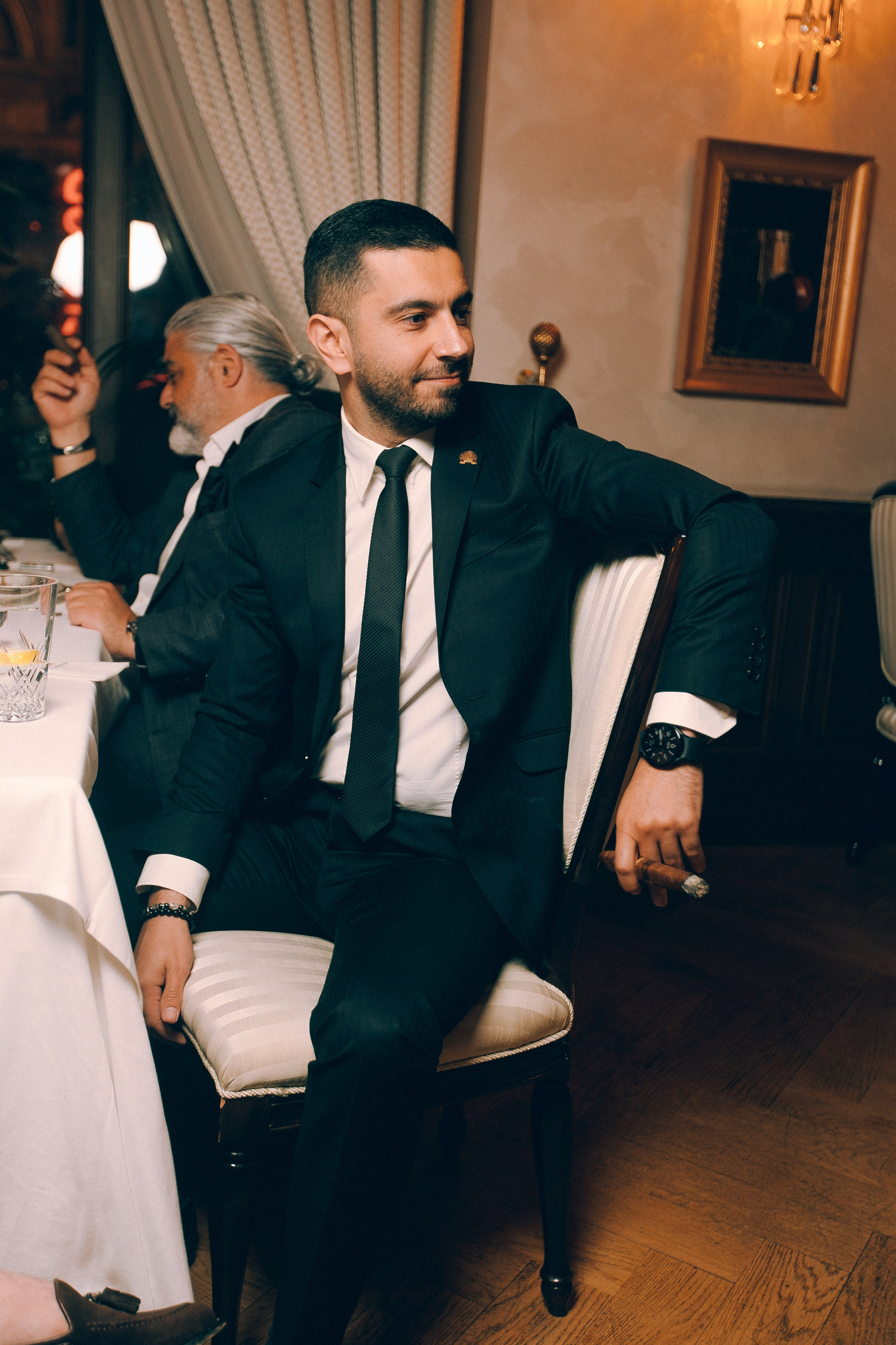 CIGAR CLUB. Wedding&Event photographer Ismail Rzayev in Baku