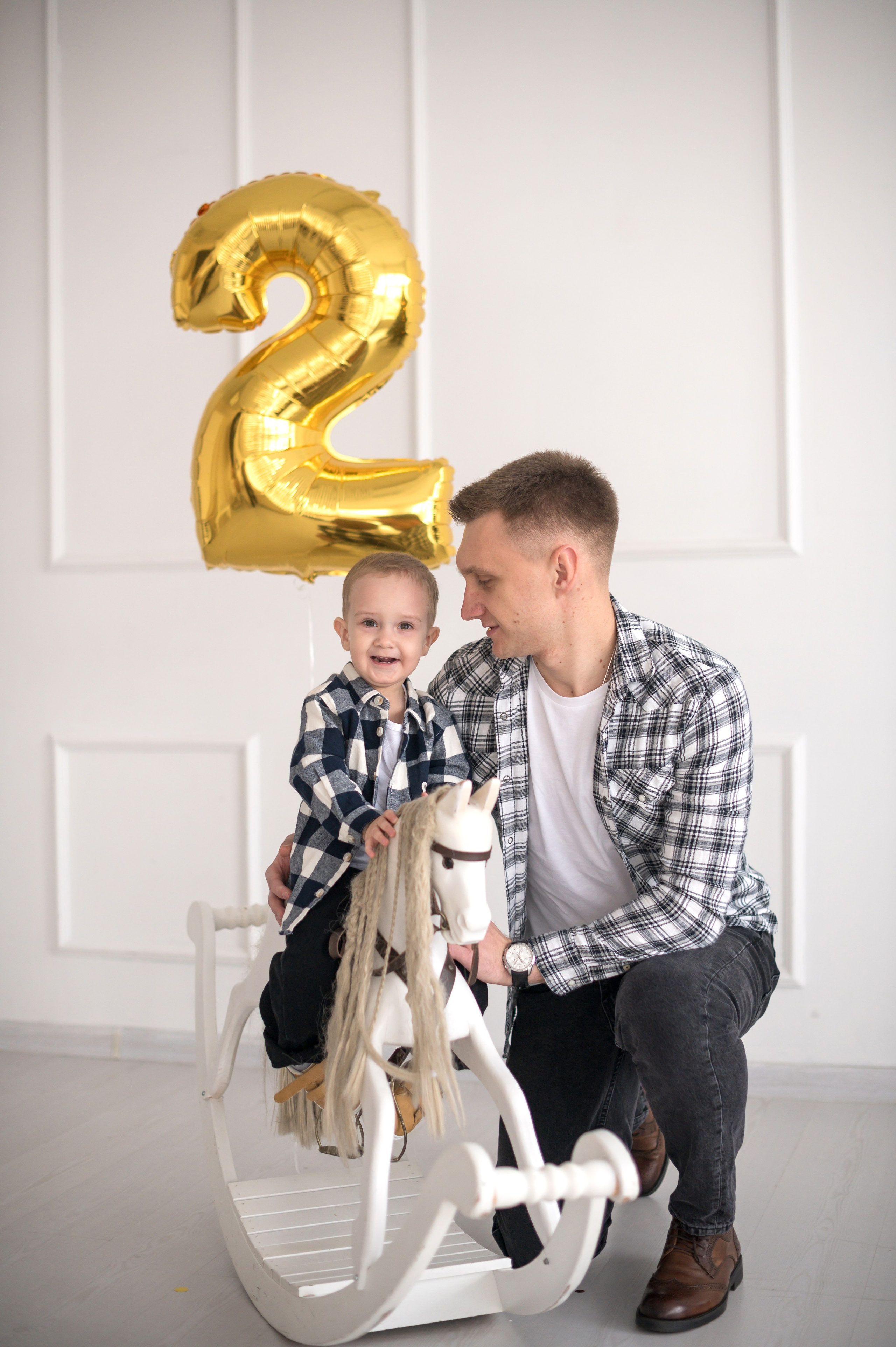 Семейная фотосессия в студии. Семейный и детский фотограф в Минске Надежда Савицкая