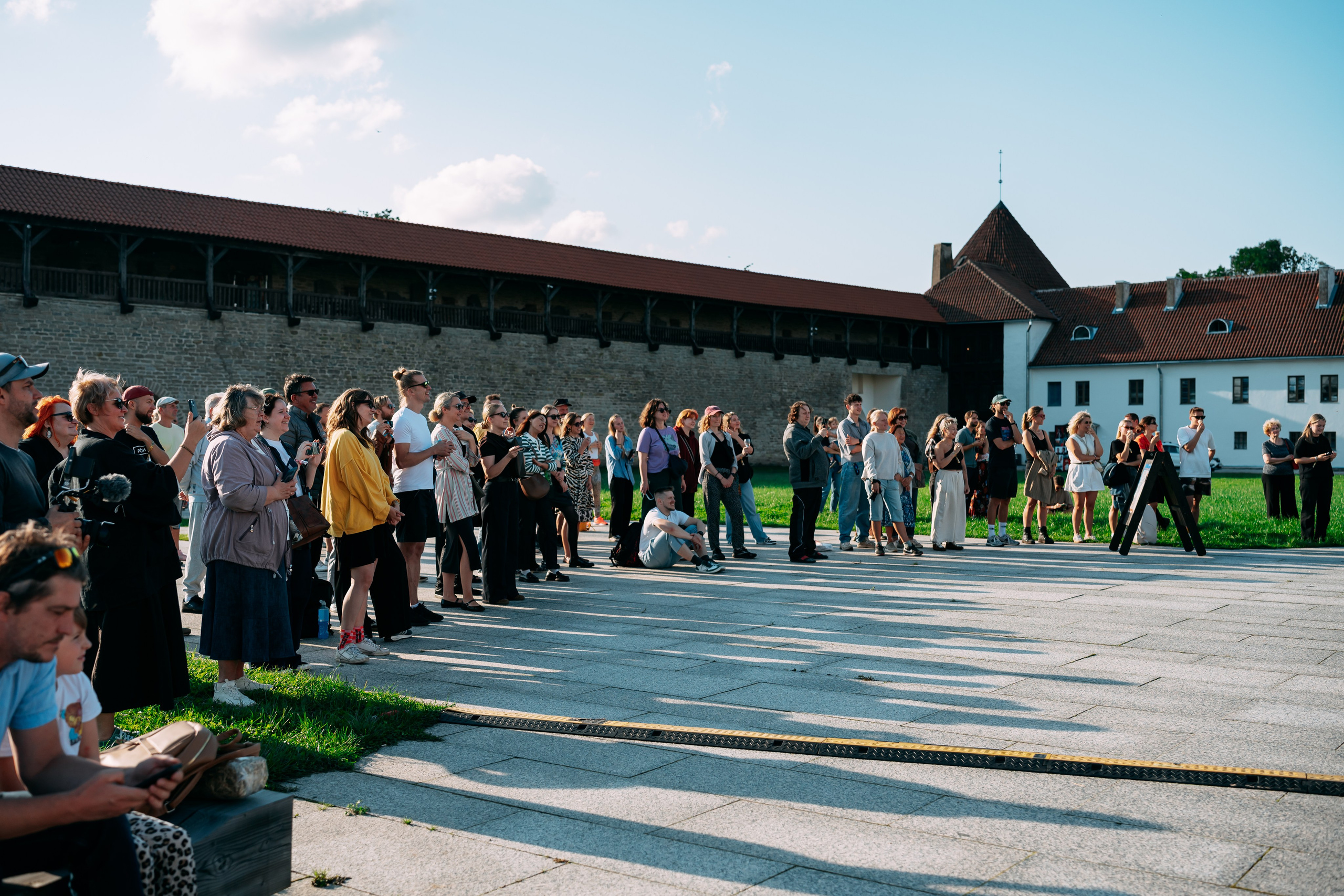 Station Narva 2025. Jelizaveta Gross - reportaaži- ja portreefotograaf Narvas