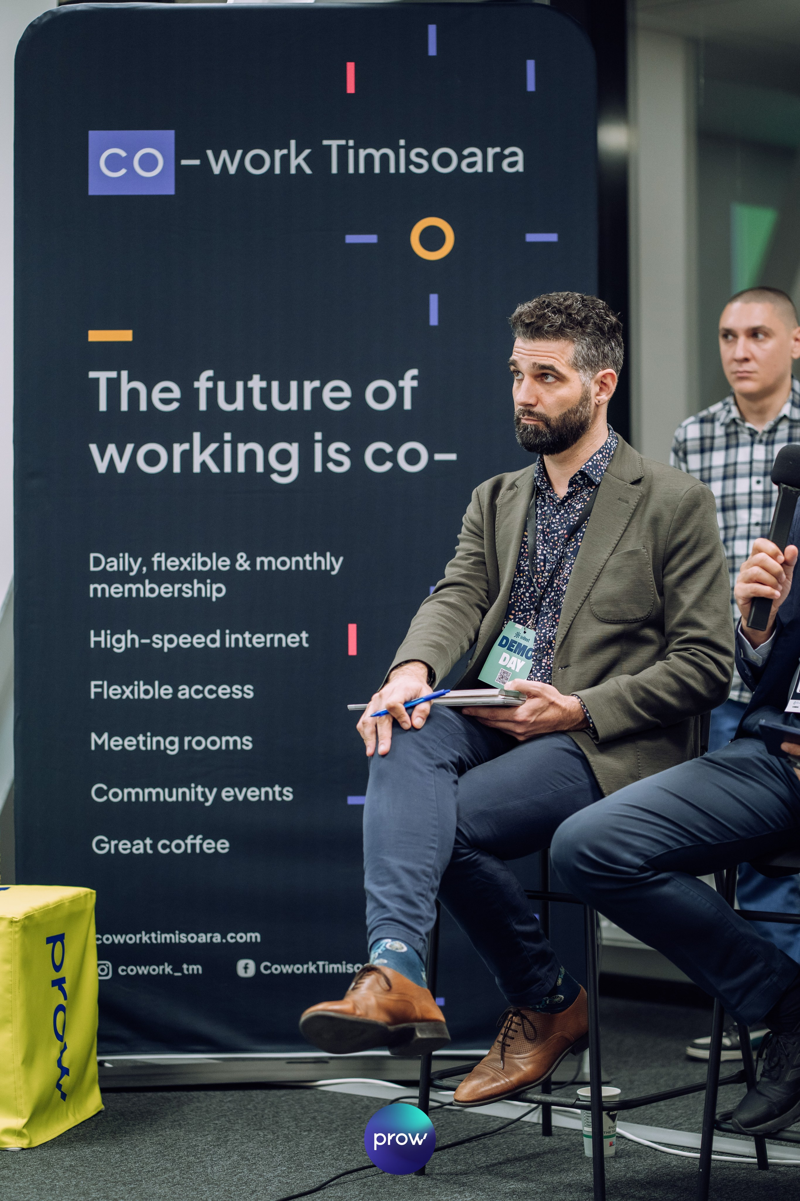 InVest DemoDay @ Cowork. Cozac Cristian Photographer