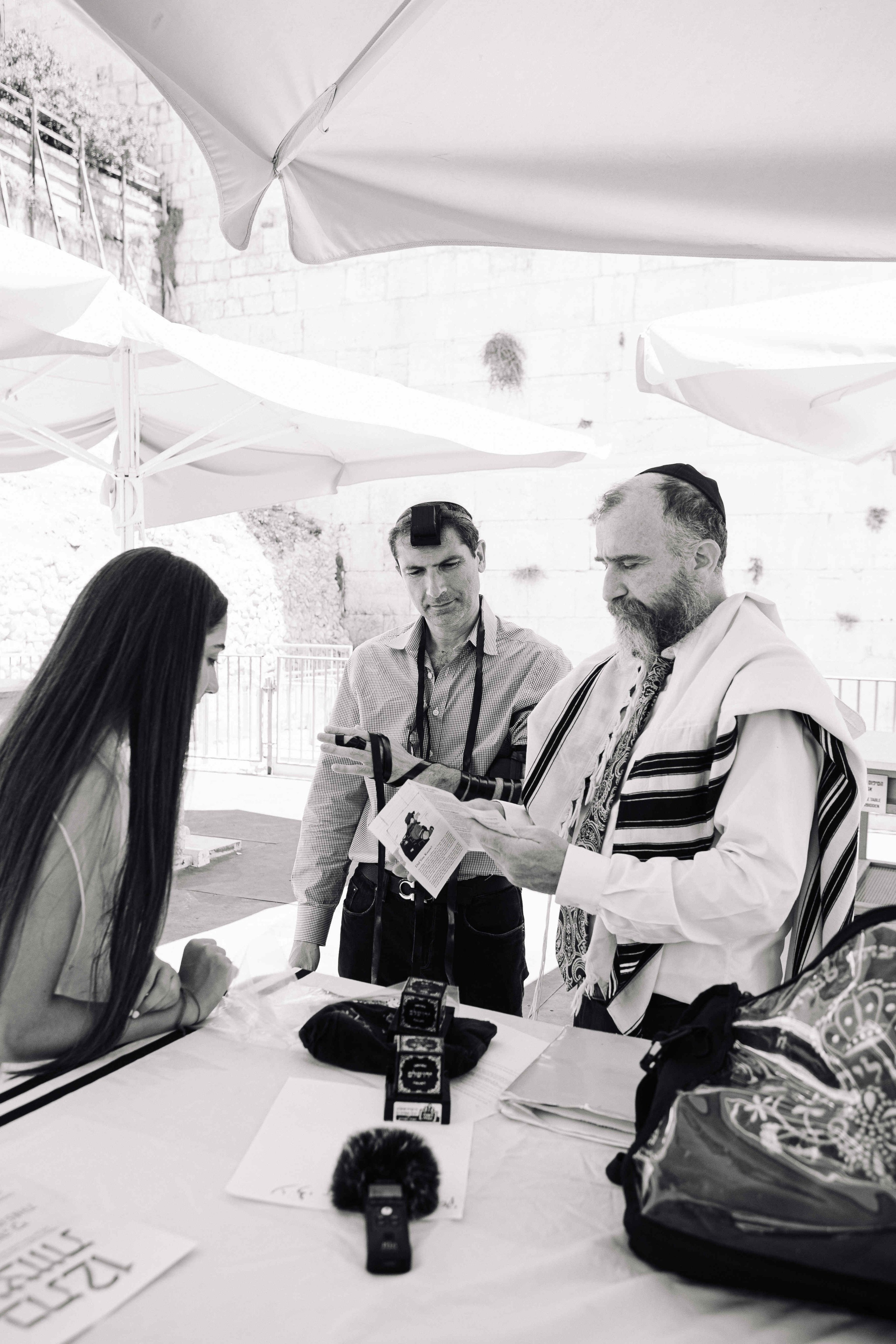 BAT MITZVAH CEREMONY + PHOTO SESSION. Https://shi-photo.com/