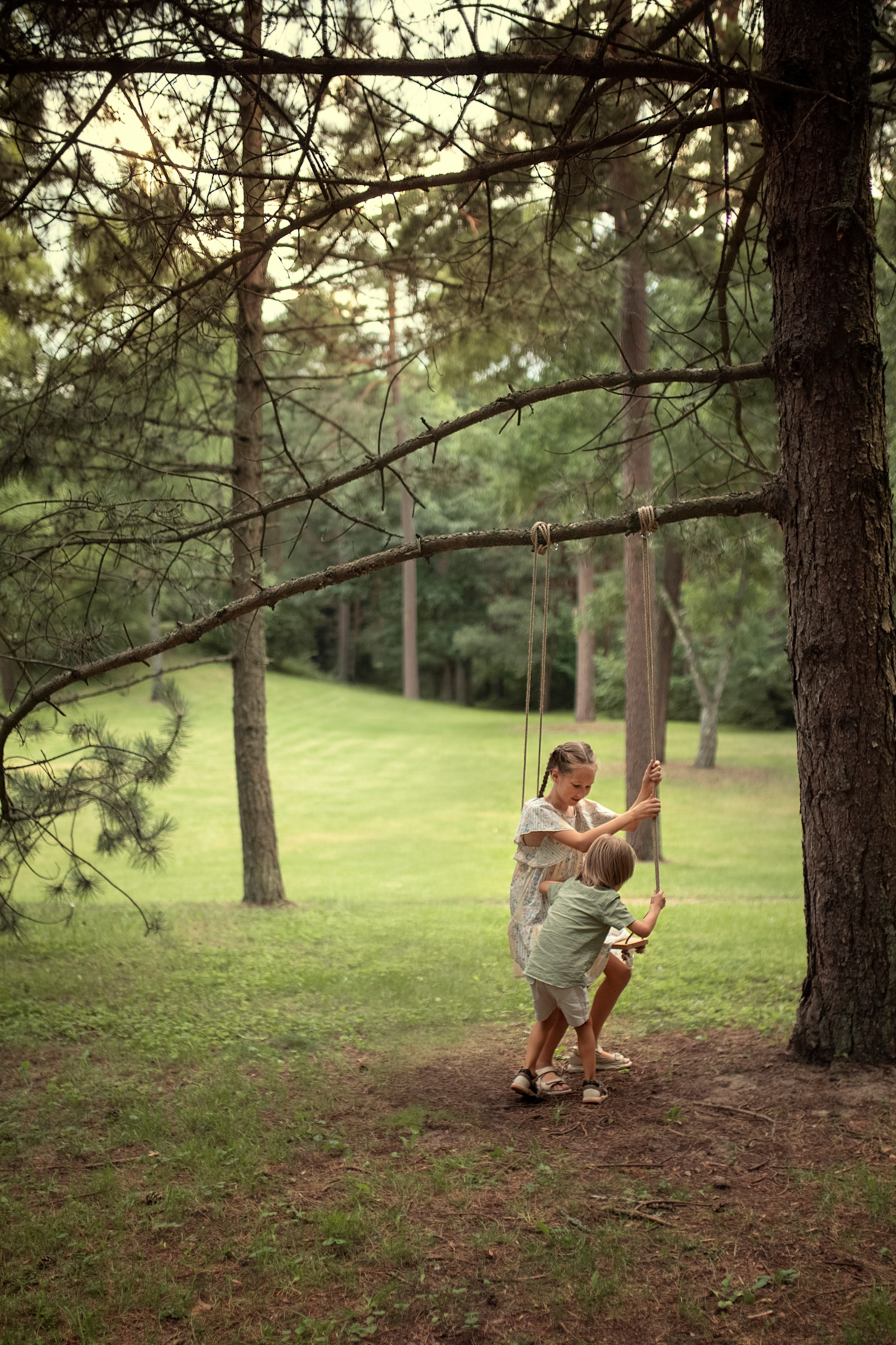 Наташа, Юра, Ксения, Лиза и Арсений 2025. Fotograf rodzinny i dziecięcy w Warszawie Mila Babrouskaya
