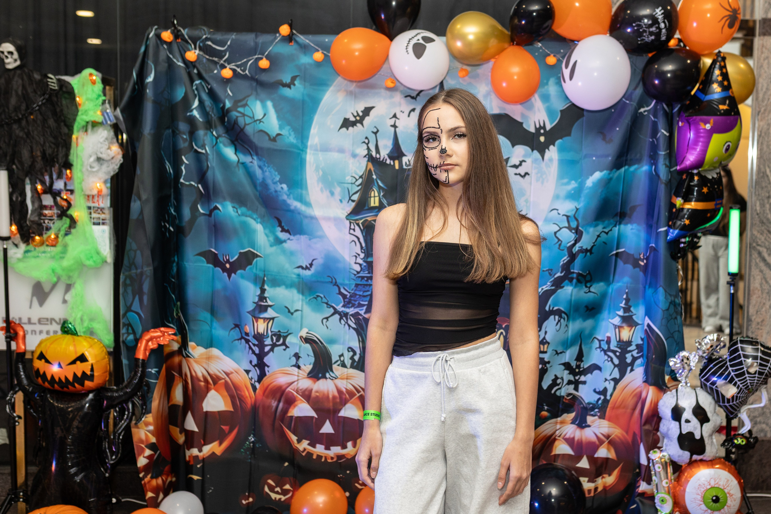 Leo dance studio Helloween 2025. Семейный и детский фотограф в Варшаве Мила Бобровская