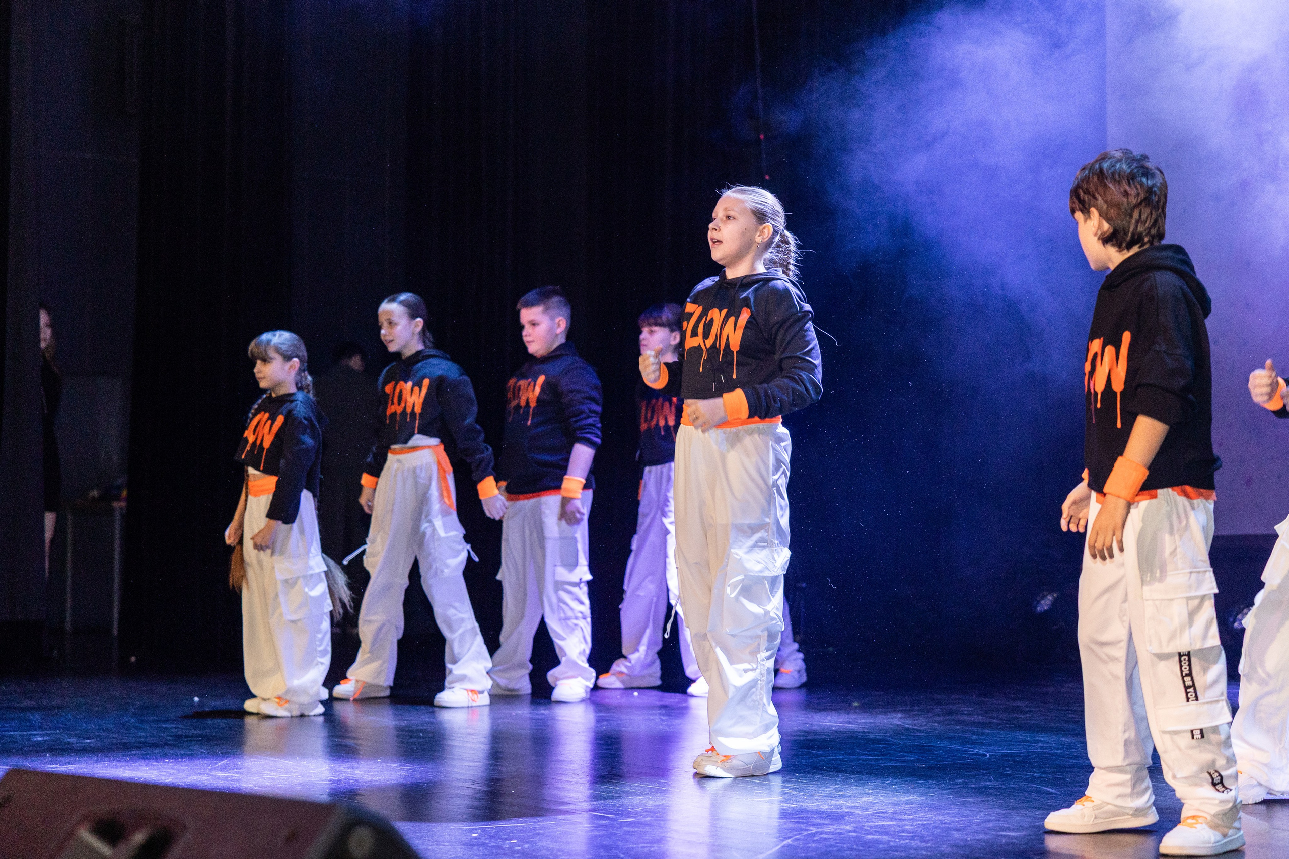 LEO DANCE SHOW WINTER 2025. Семейный и детский фотограф в Варшаве Мила Бобровская