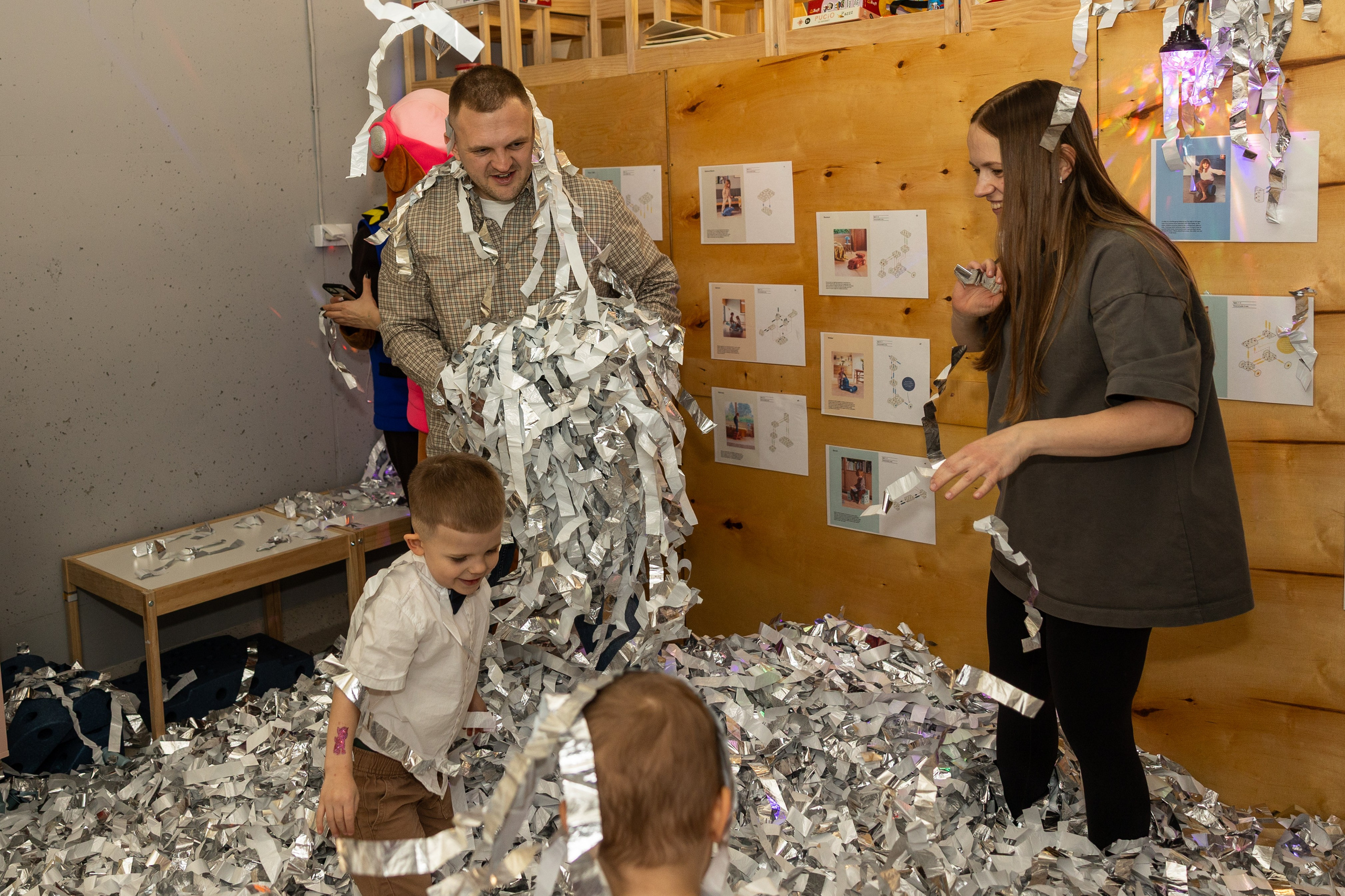 День рождения Артёма 24 января 2026 года. Семейный и детский фотограф в Варшаве Мила Бобровская
