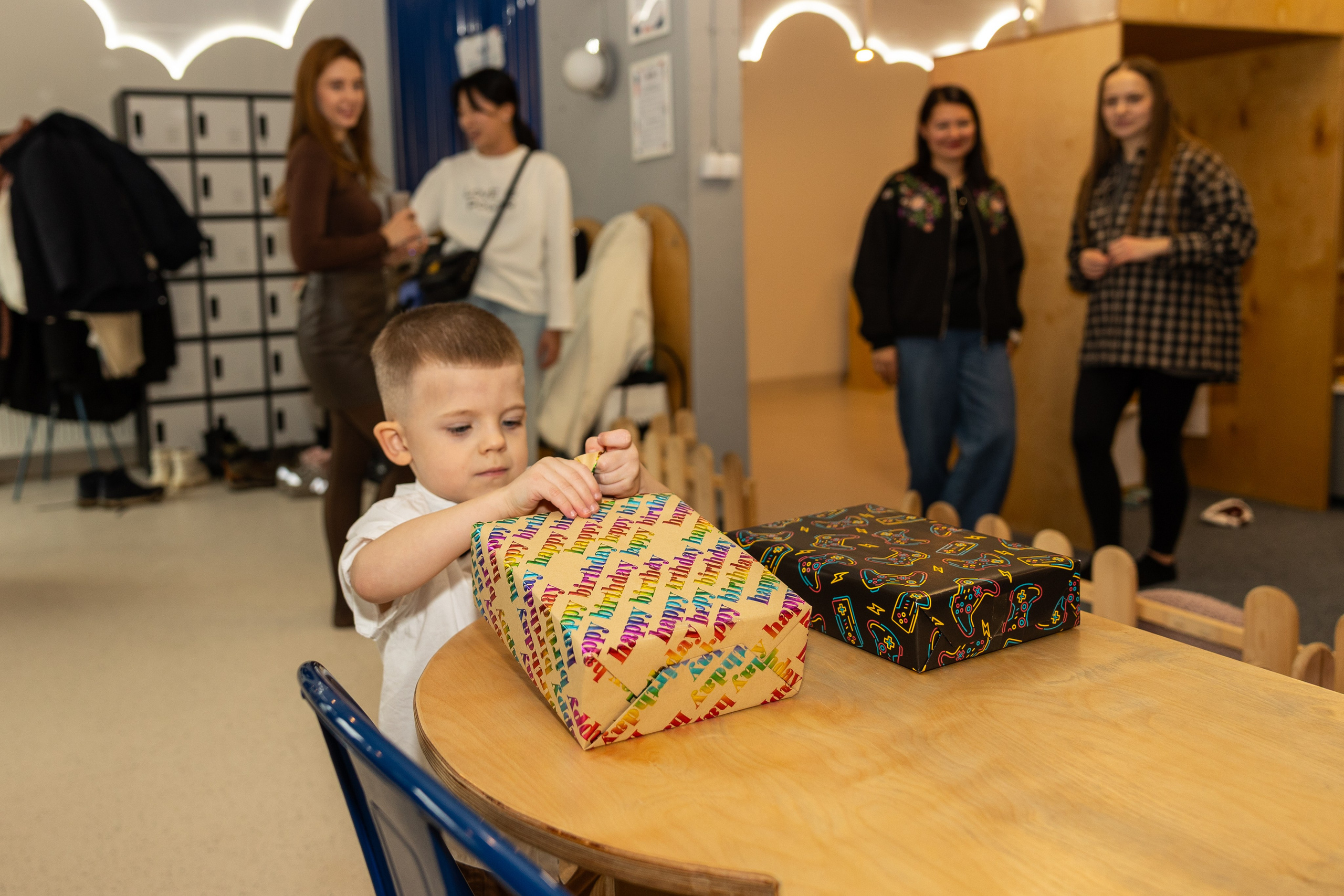 День рождения Артёма 24 января 2026 года. Семейный и детский фотограф в Варшаве Мила Бобровская