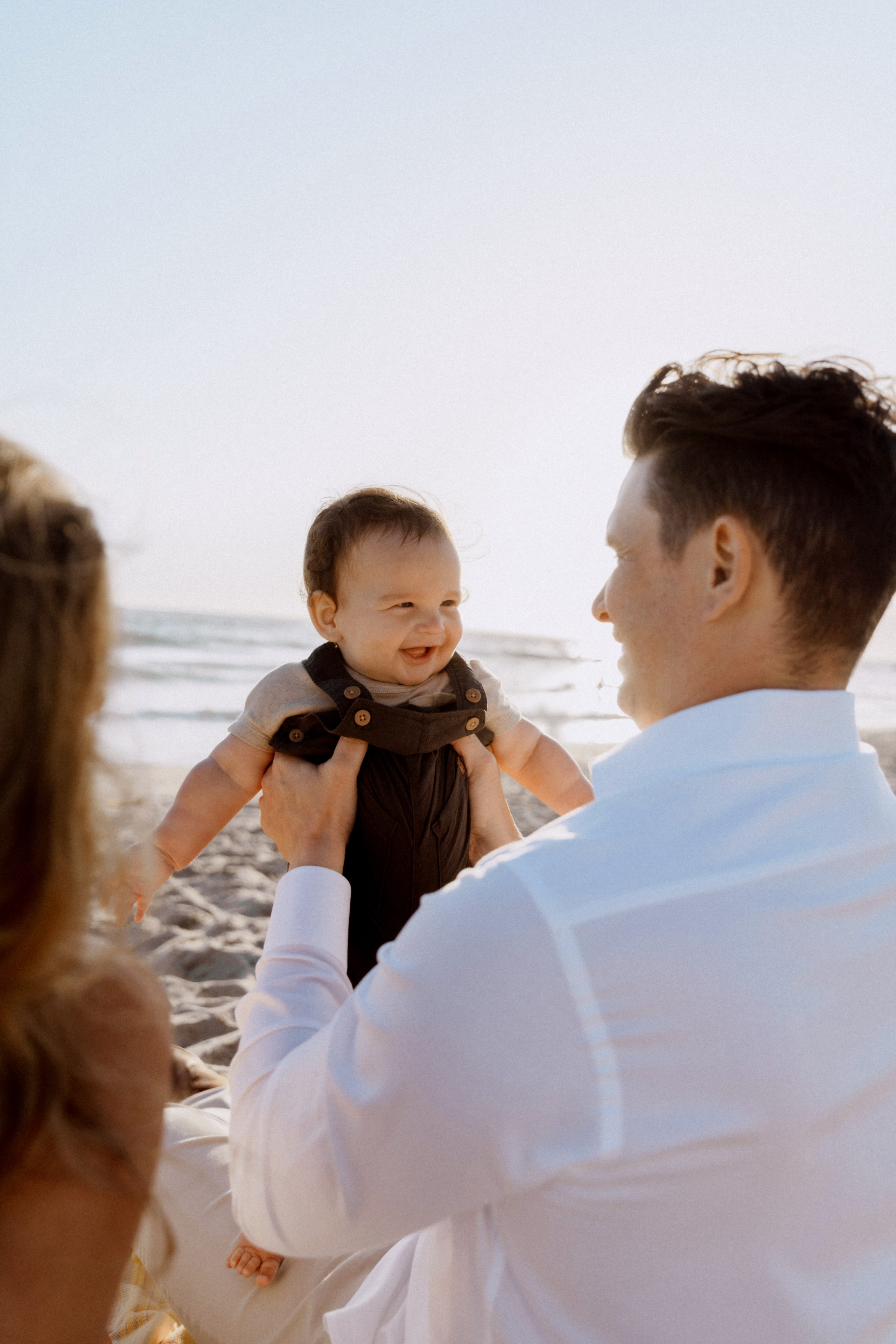 Family Photoshoot at Venice Beach, Los Angeles | Taya Frank. Southern California Family and Couple Photographer