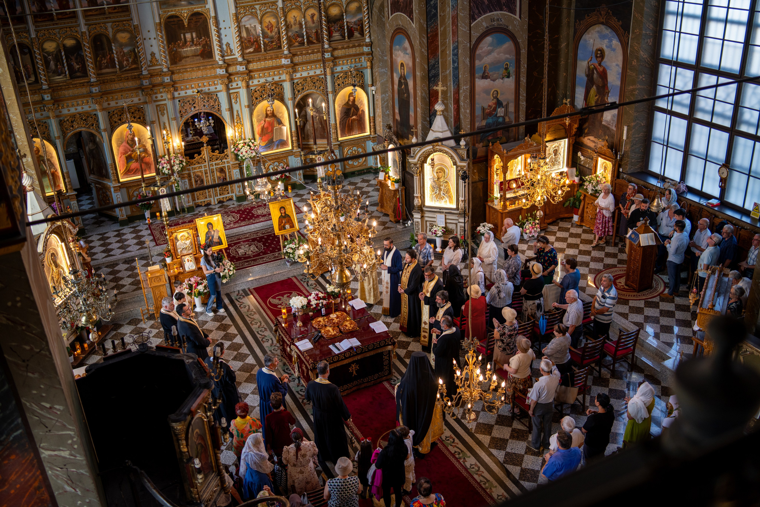 Hram Biserica Sfânta Vineri din Ploiești. Mihai Alexandra Events