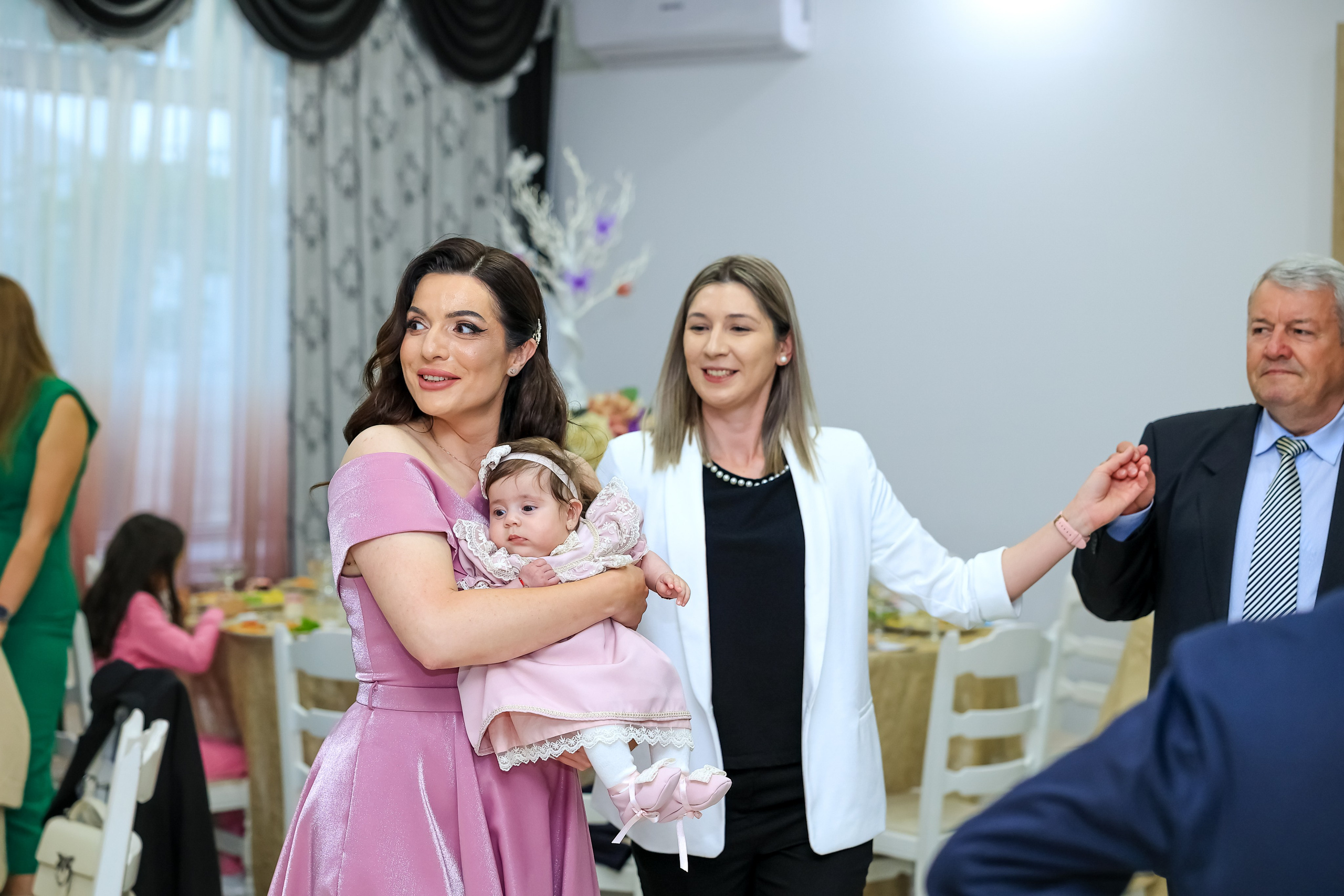 Iris Stefania. Moments By Gub