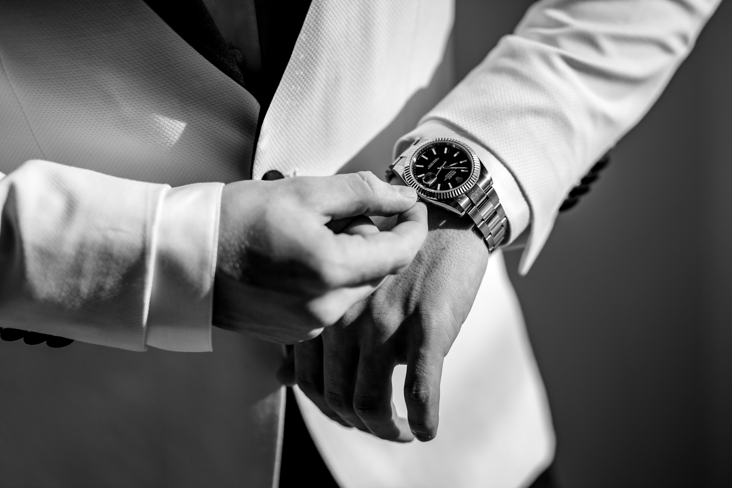 Der Bräutigam. Hochzeits- und Reportagefotograf für München, Regensburg, Deutschland RED LINE Media