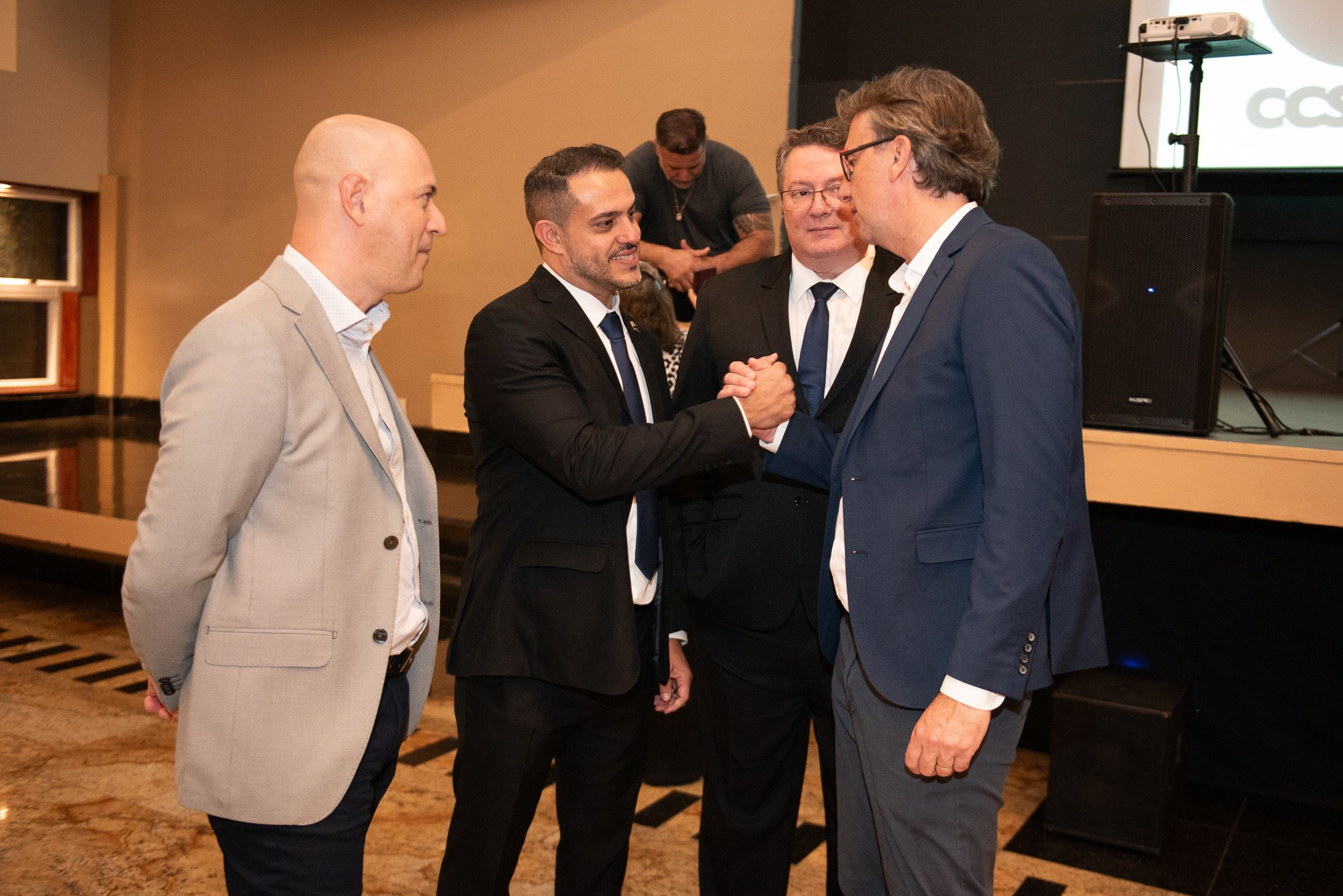 Clube dos Corretores de Seguros do ABC. 78 Imagens