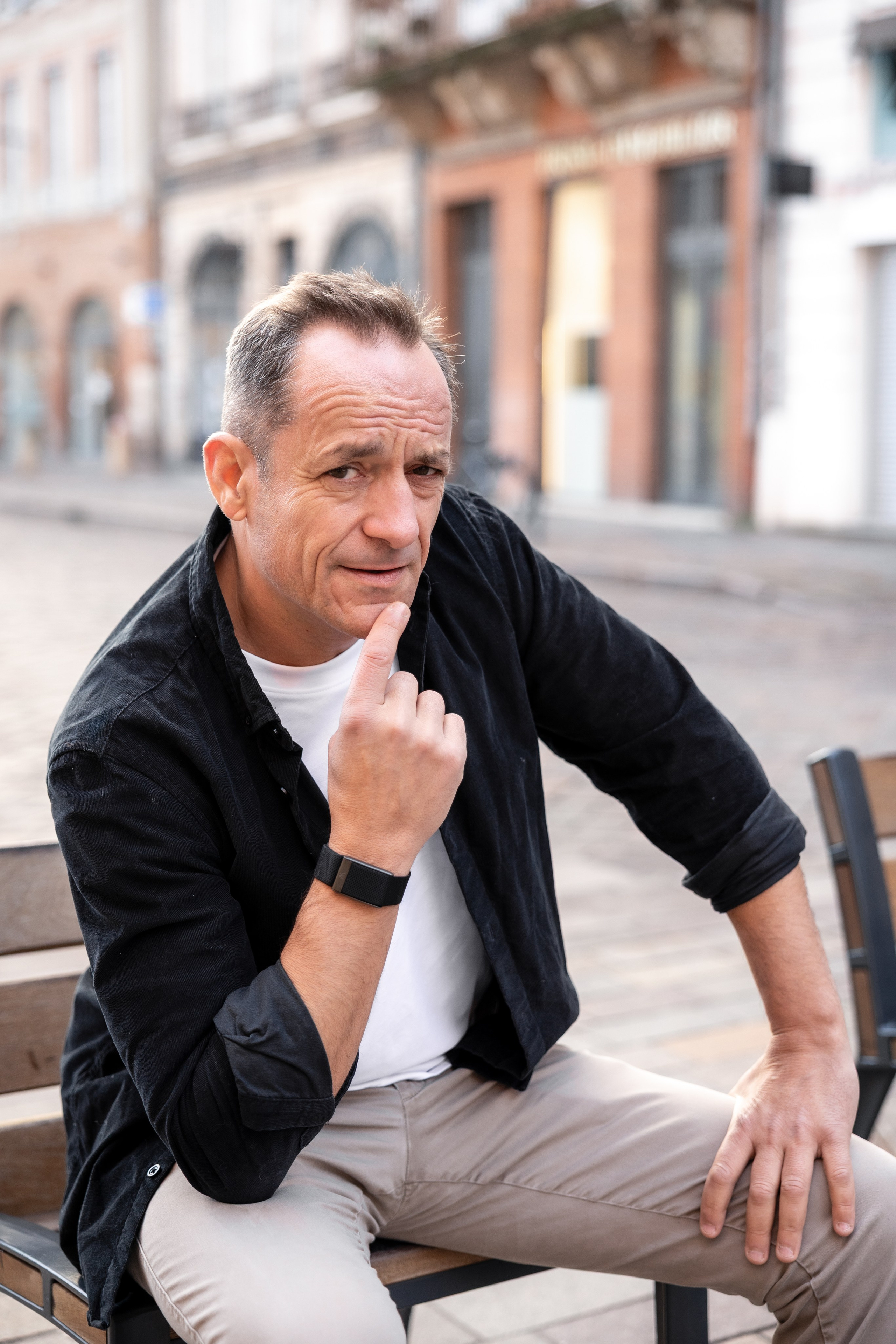 Corporate, events & personal branding photographer in Toulouse | Executive portraits. Eugenie Smirnova — wedding, corporate and lifestyle photographer in Toulouse and Southwest France