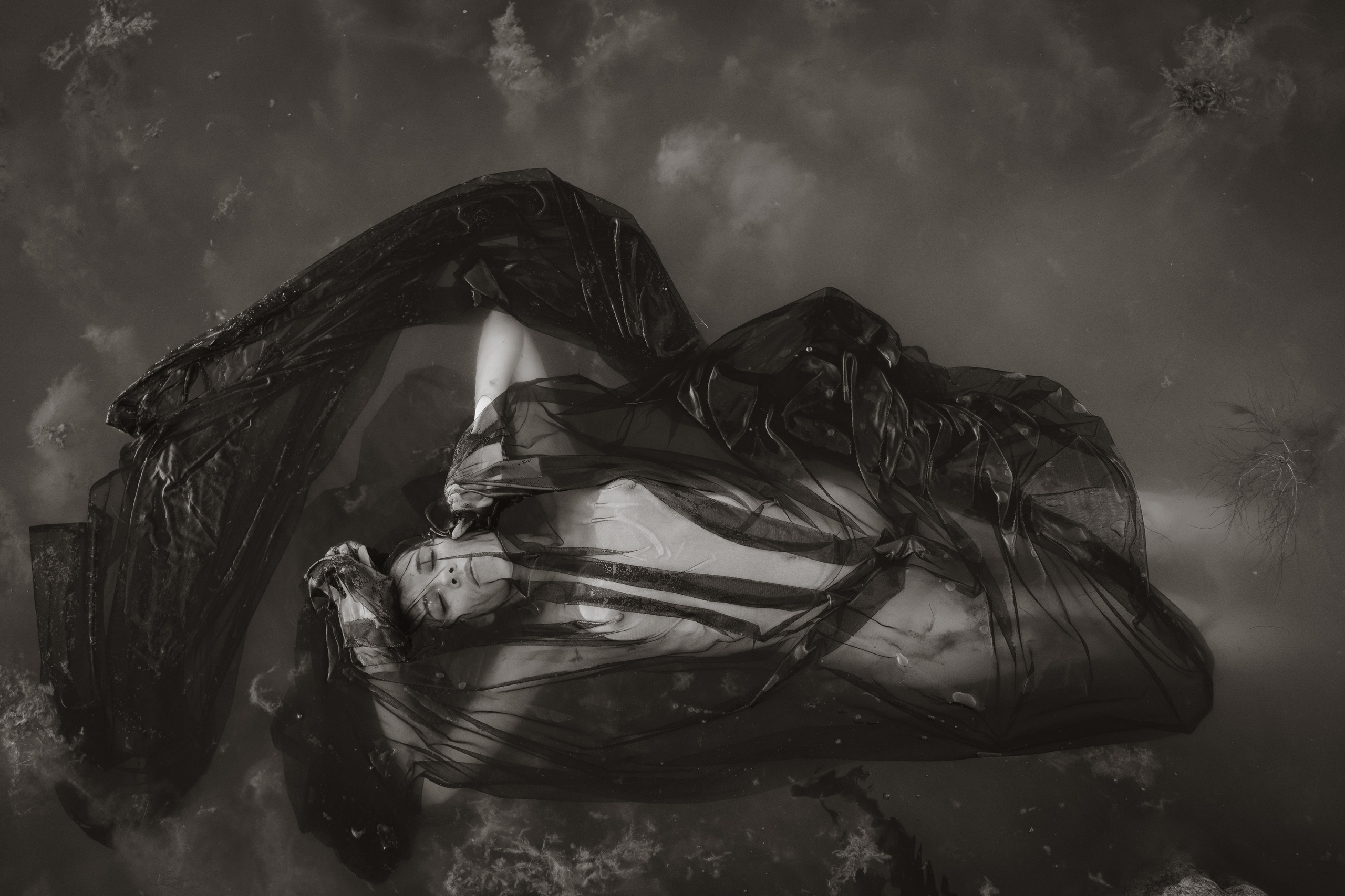 The water and salt that built her. Anna Chekryshova — Authorial Portrait Photographer in Tallinn