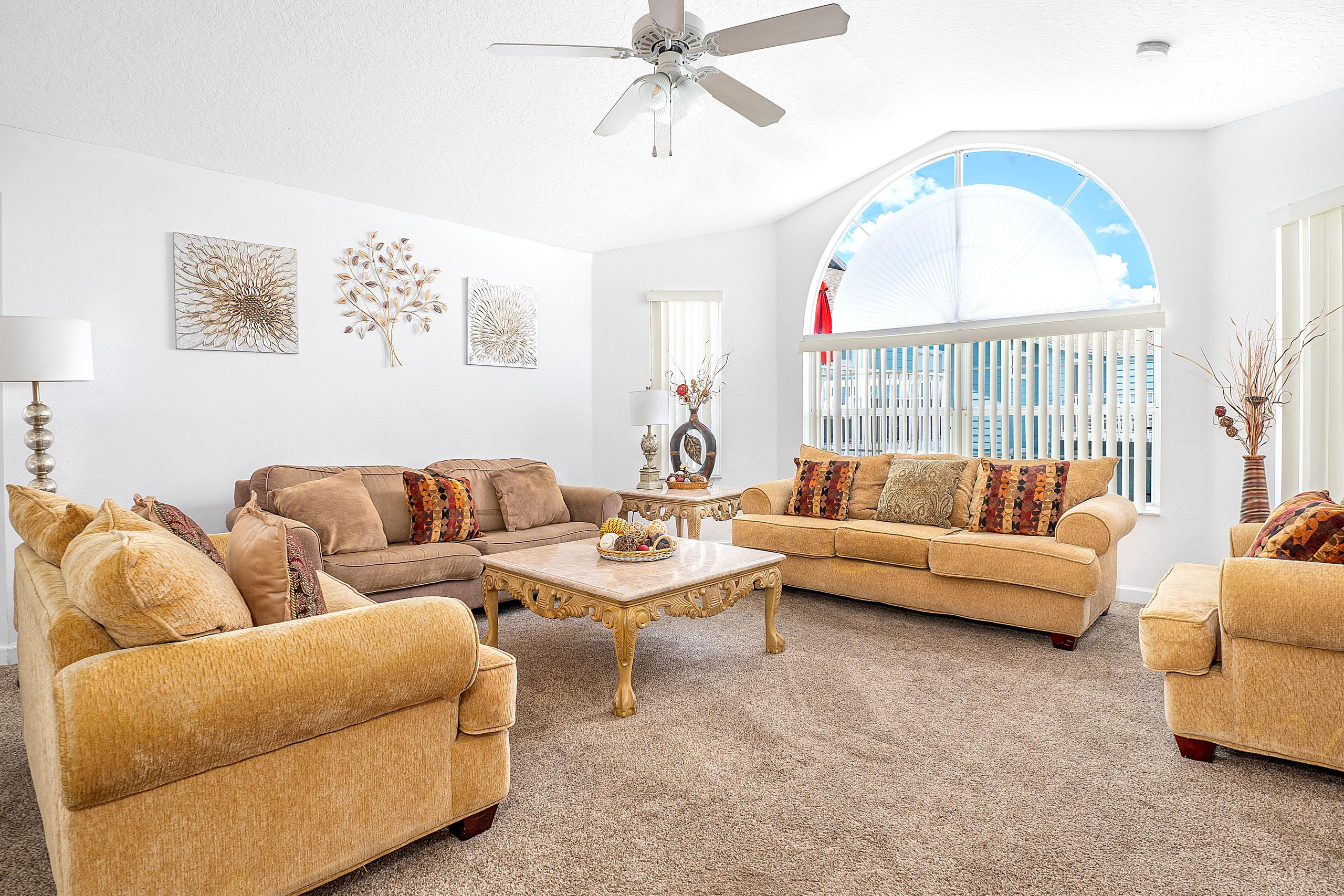 Gallery. Masha Kapriyanchuk a real estate photographer