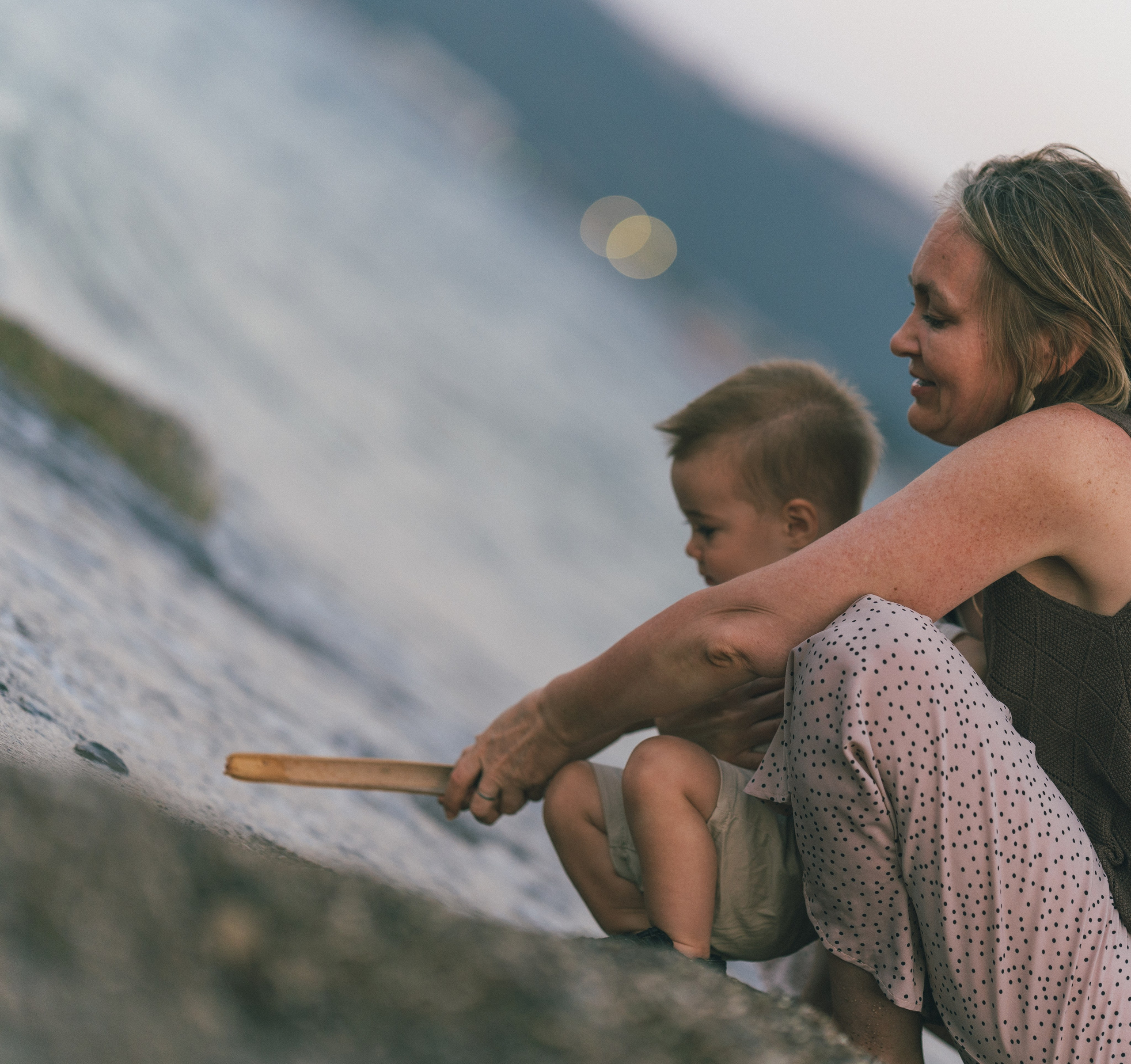 Наталия с внуком. Family photographer in Oviedo — Yana Razina