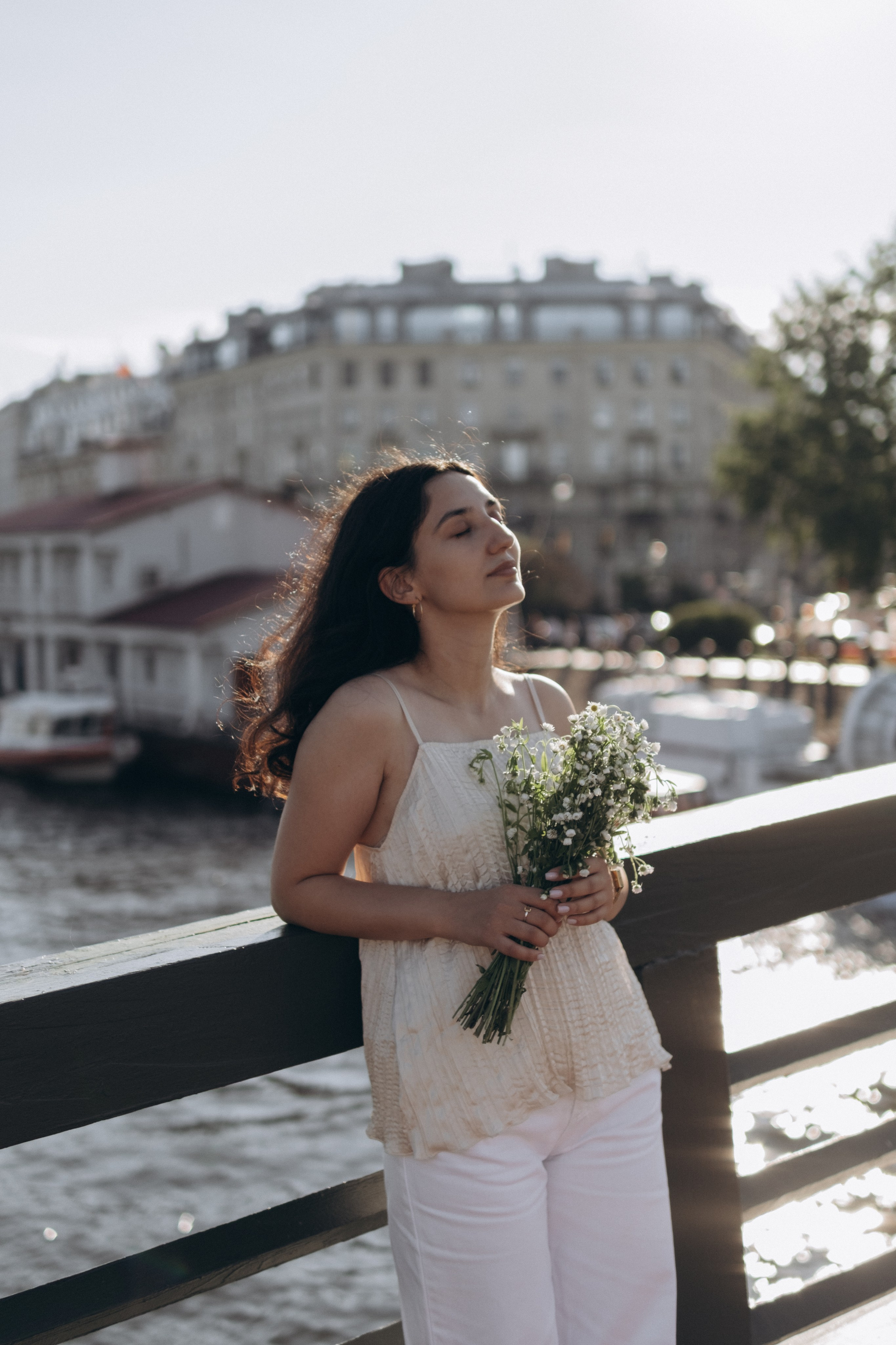 In Saint-Petersburg. Lens Captures Life