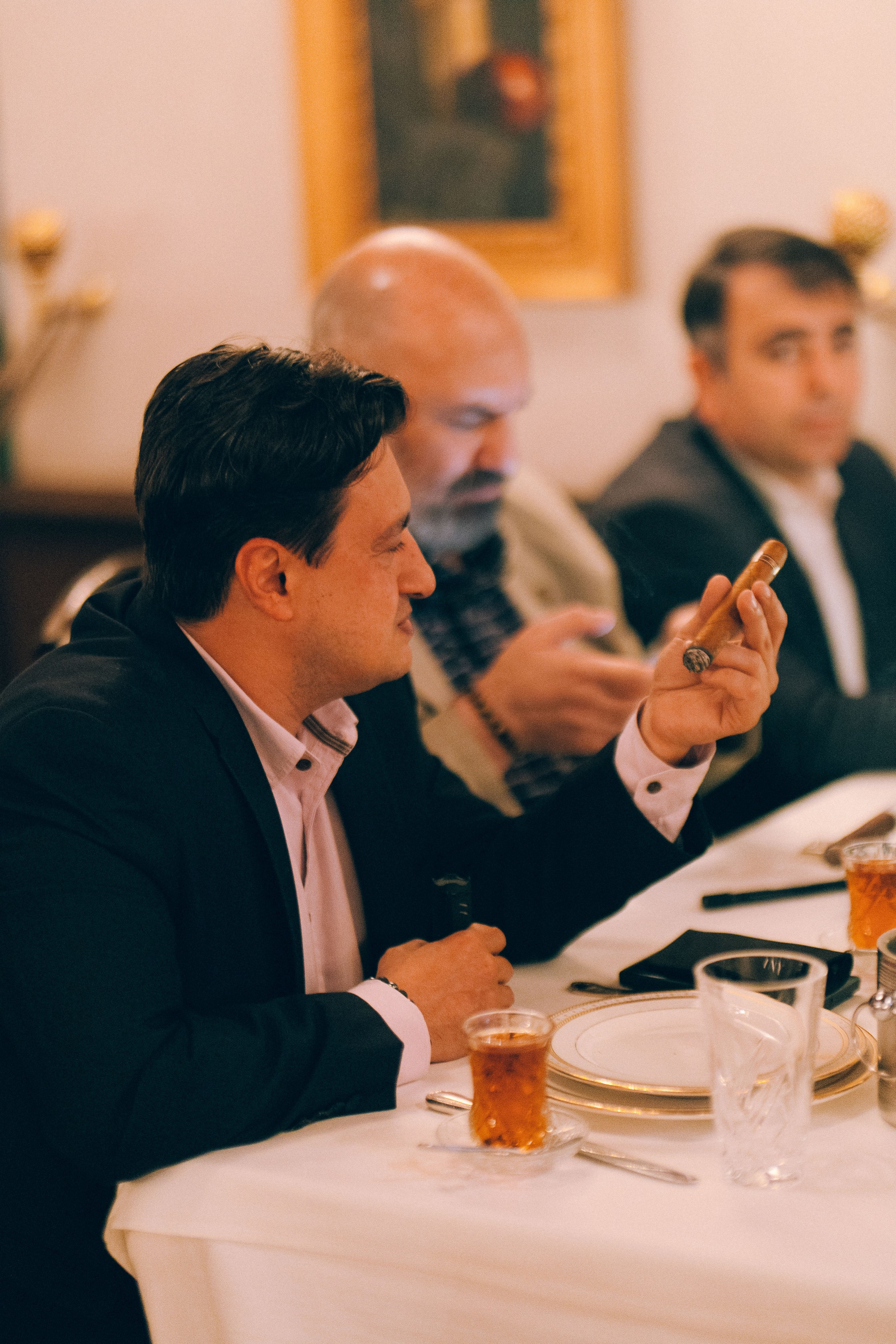 CIGAR CLUB. Wedding&Event photographer Ismail Rzayev in Baku