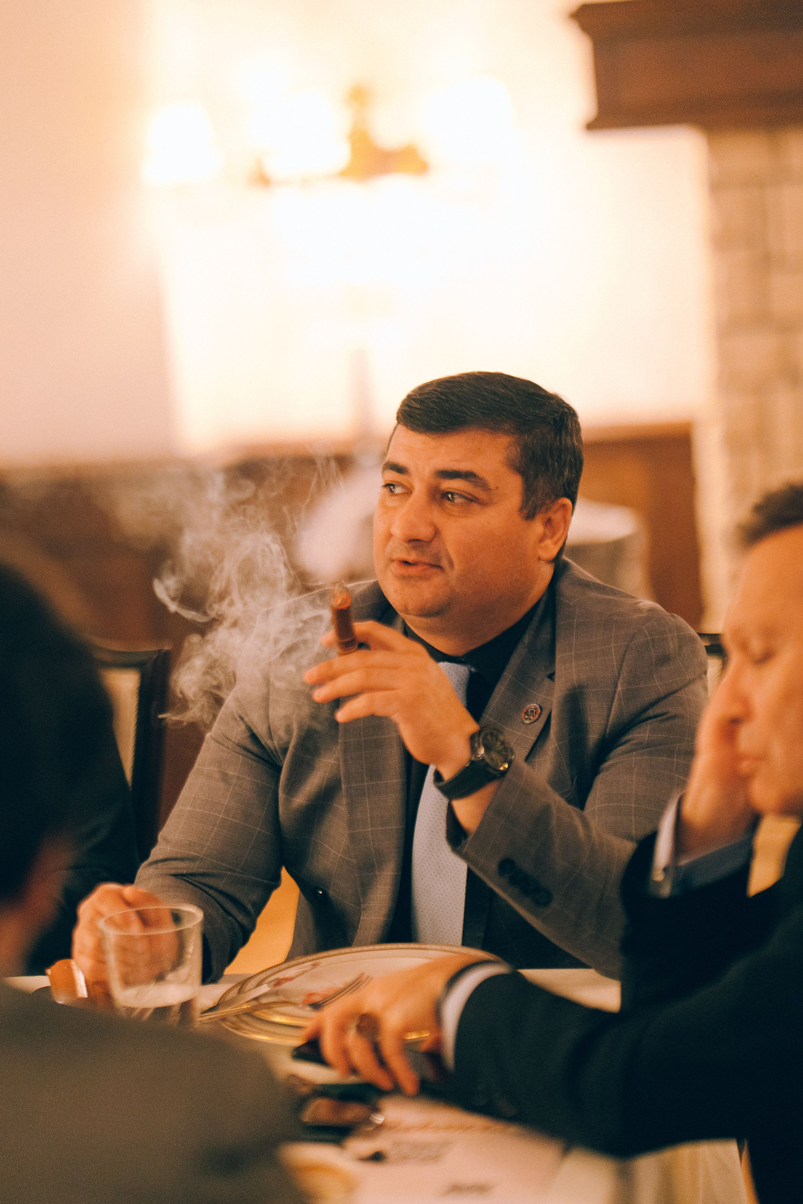 CIGAR CLUB. Wedding&Event photographer Ismail Rzayev in Baku
